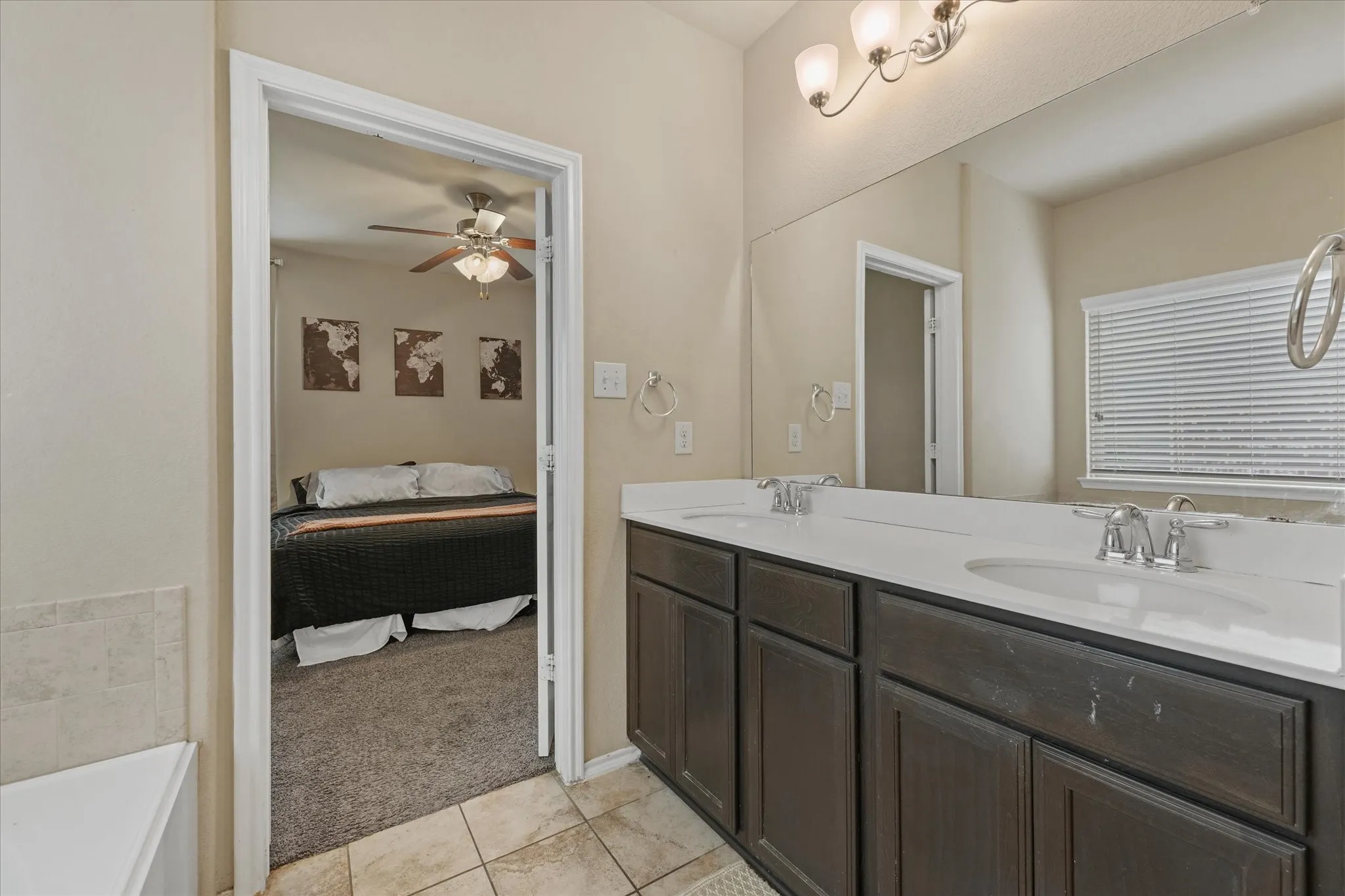 Single Family Residence For Sale in Denton County , 8833 Tenderfoot Lane, Aubrey, Texas 76227, 4 Bedroom, 3 Bathroom, 2 Garage spaces, 1,555 Sqft, built in 2016, mls#21273501, Real Estate Agent in Aubrey, Homes For Sale in Denton county, Homes For Sale in Aubrey, Realtor in Aubrey Texas, Real Estate Brokerage Independent Realty Texas, Luminita Cordes Realtor