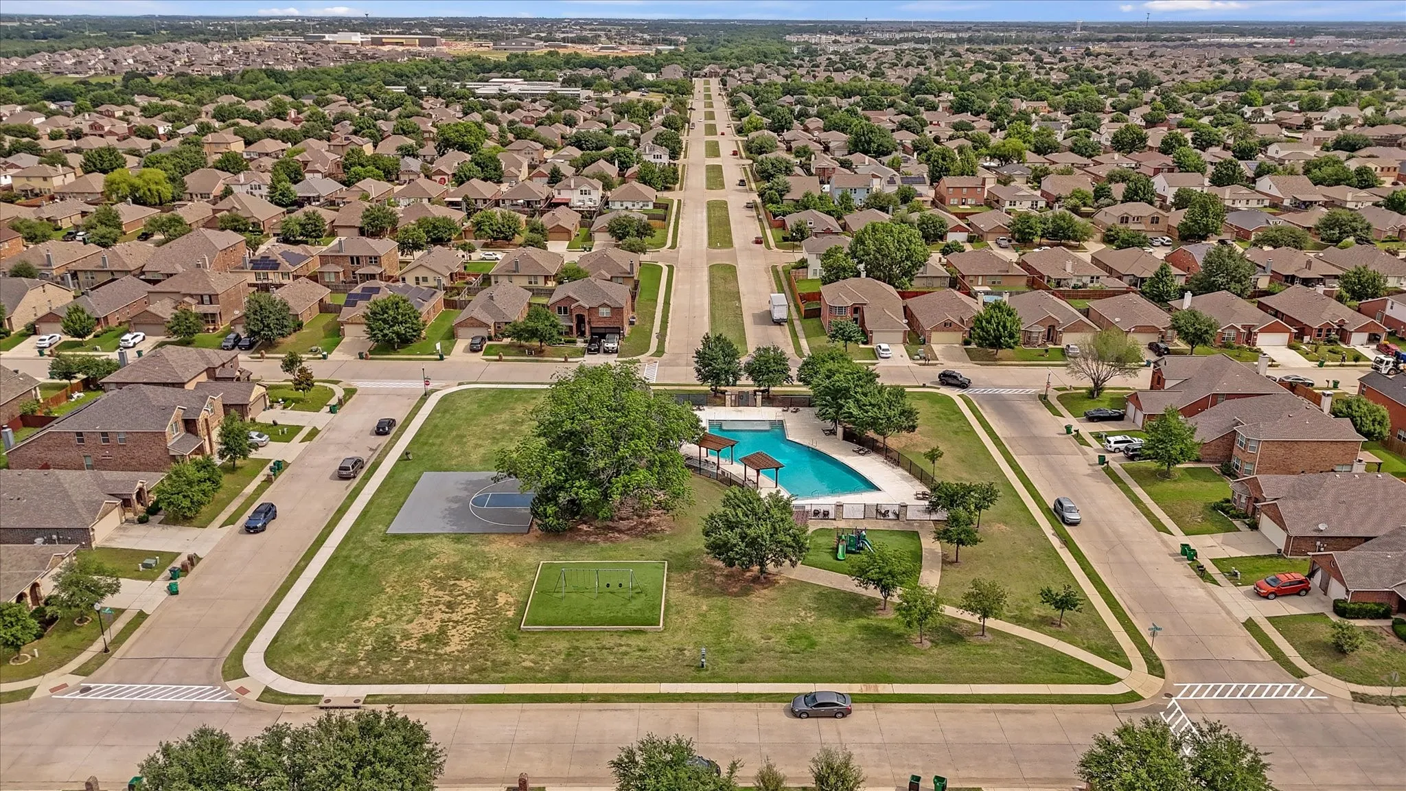 Single Family Residence For Sale in Denton County , 8833 Tenderfoot Lane, Aubrey, Texas 76227, 4 Bedroom, 3 Bathroom, 2 Garage spaces, 1,555 Sqft, built in 2016, mls#21273501, Real Estate Agent in Aubrey, Homes For Sale in Denton county, Homes For Sale in Aubrey, Realtor in Aubrey Texas, Real Estate Brokerage Independent Realty Texas, Luminita Cordes Realtor