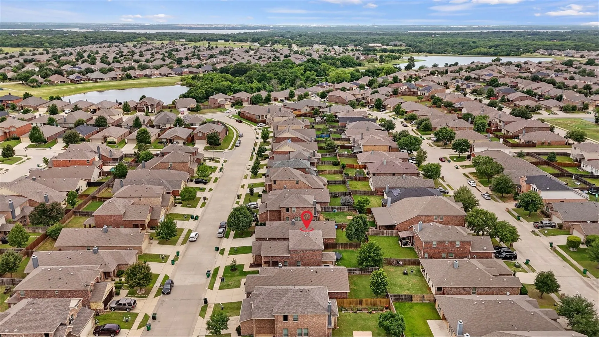 Single Family Residence For Sale in Denton County , 8833 Tenderfoot Lane, Aubrey, Texas 76227, 4 Bedroom, 3 Bathroom, 2 Garage spaces, 1,555 Sqft, built in 2016, mls#21273501, Real Estate Agent in Aubrey, Homes For Sale in Denton county, Homes For Sale in Aubrey, Realtor in Aubrey Texas, Real Estate Brokerage Independent Realty Texas, Luminita Cordes Realtor