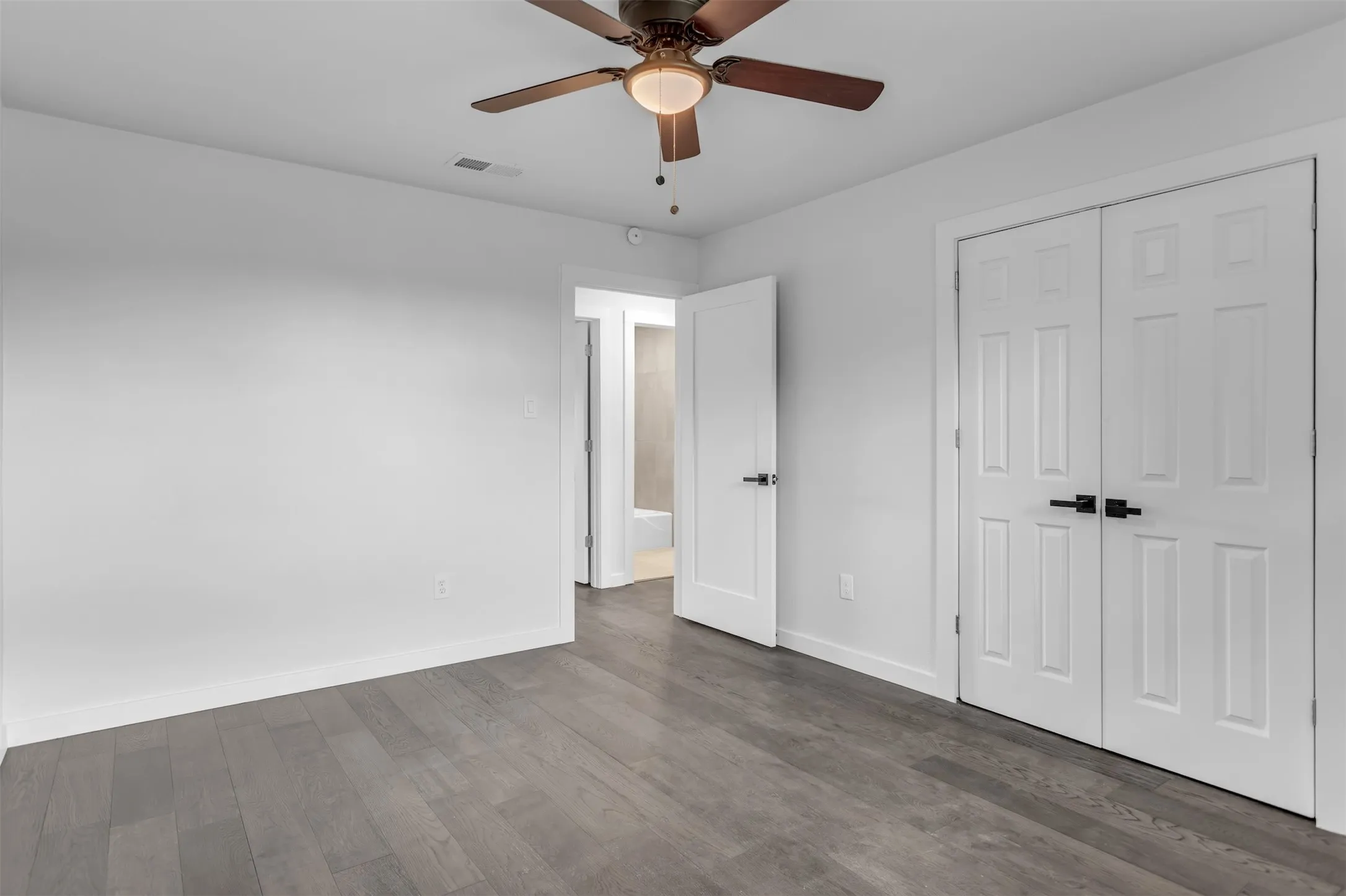 Single Family Residence For Sale in Freestone County , 110 Twin Circle, Wortham, Texas 76693, 3 Bedroom, 2 Bathroom, Garage spaces, 2,023 Sqft, built in 1970, mls#21273535, Real Estate Agent in Wortham, Homes For Sale in Freestone county, Homes For Sale in Wortham, Realtor in Wortham Texas, Real Estate Brokerage Independent Realty Texas, Luminita Cordes Realtor