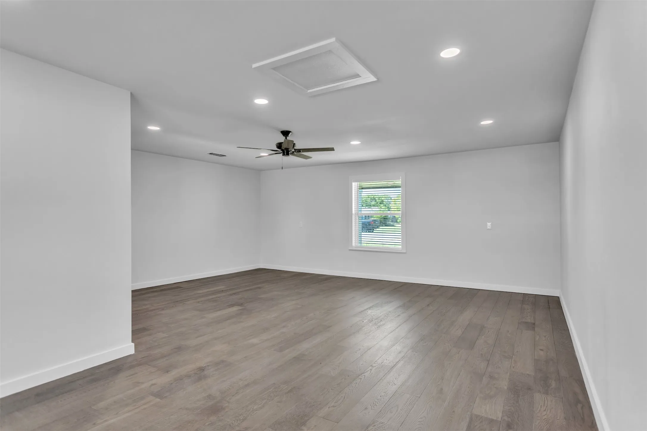 Single Family Residence For Sale in Freestone County , 110 Twin Circle, Wortham, Texas 76693, 3 Bedroom, 2 Bathroom, Garage spaces, 2,023 Sqft, built in 1970, mls#21273535, Real Estate Agent in Wortham, Homes For Sale in Freestone county, Homes For Sale in Wortham, Realtor in Wortham Texas, Real Estate Brokerage Independent Realty Texas, Luminita Cordes Realtor