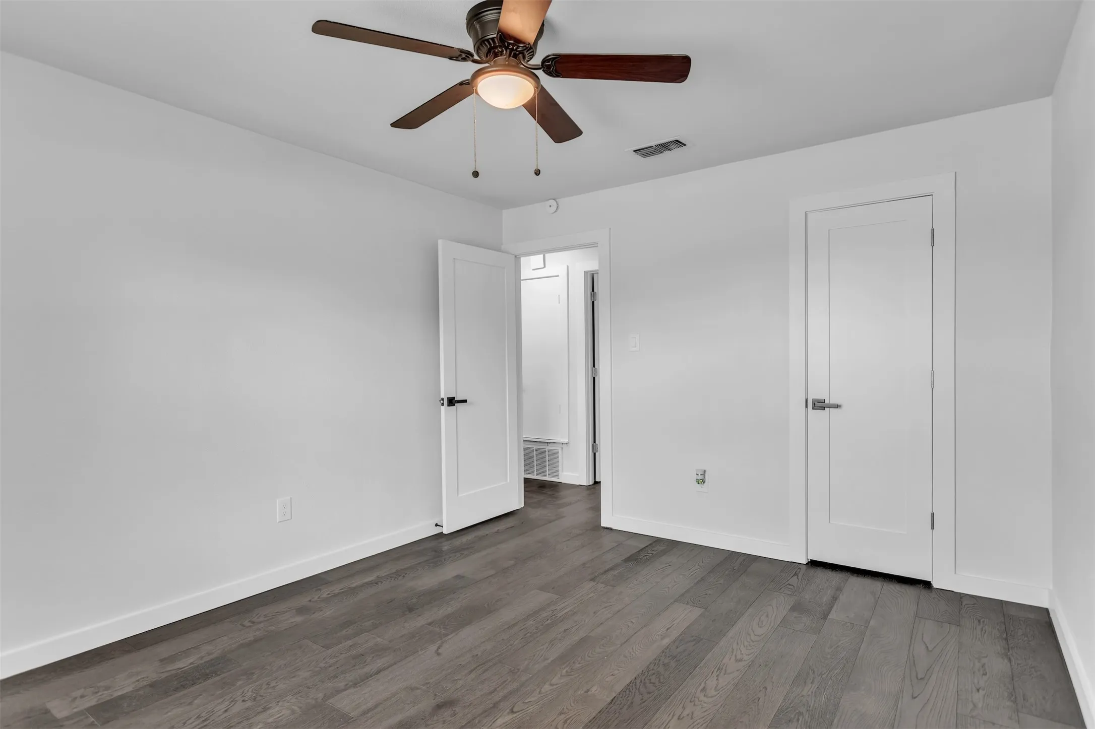 Single Family Residence For Sale in Freestone County , 110 Twin Circle, Wortham, Texas 76693, 3 Bedroom, 2 Bathroom, Garage spaces, 2,023 Sqft, built in 1970, mls#21273535, Real Estate Agent in Wortham, Homes For Sale in Freestone county, Homes For Sale in Wortham, Realtor in Wortham Texas, Real Estate Brokerage Independent Realty Texas, Luminita Cordes Realtor