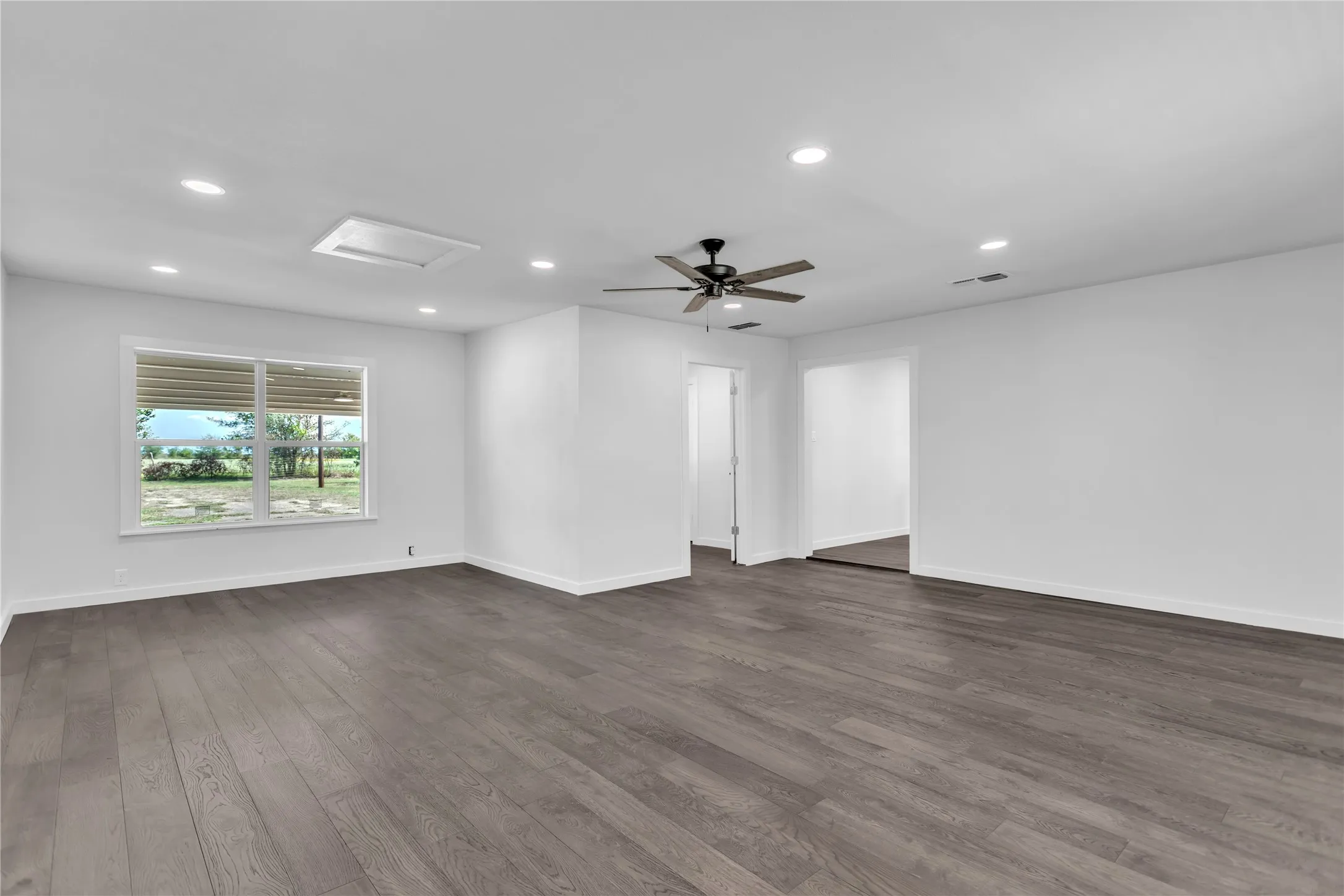 Single Family Residence For Sale in Freestone County , 110 Twin Circle, Wortham, Texas 76693, 3 Bedroom, 2 Bathroom, Garage spaces, 2,023 Sqft, built in 1970, mls#21273535, Real Estate Agent in Wortham, Homes For Sale in Freestone county, Homes For Sale in Wortham, Realtor in Wortham Texas, Real Estate Brokerage Independent Realty Texas, Luminita Cordes Realtor