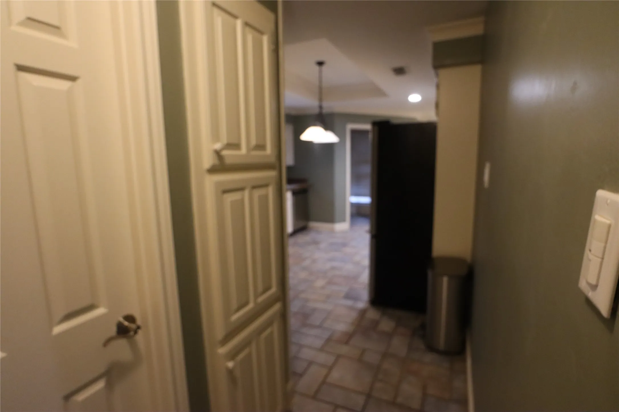 Single Family Residence For Sale in Tarrant County , 3302 Westgrove Drive, Arlington, Texas 76001, 5 Bedroom, 4 Bathroom, 2 Garage spaces, 2,341 Sqft, built in 1985, mls#21273553, Real Estate Agent in Arlington, Homes For Sale in Tarrant county, Homes For Sale in Arlington, Realtor in Arlington Texas, Real Estate Brokerage Independent Realty Texas, Luminita Cordes Realtor