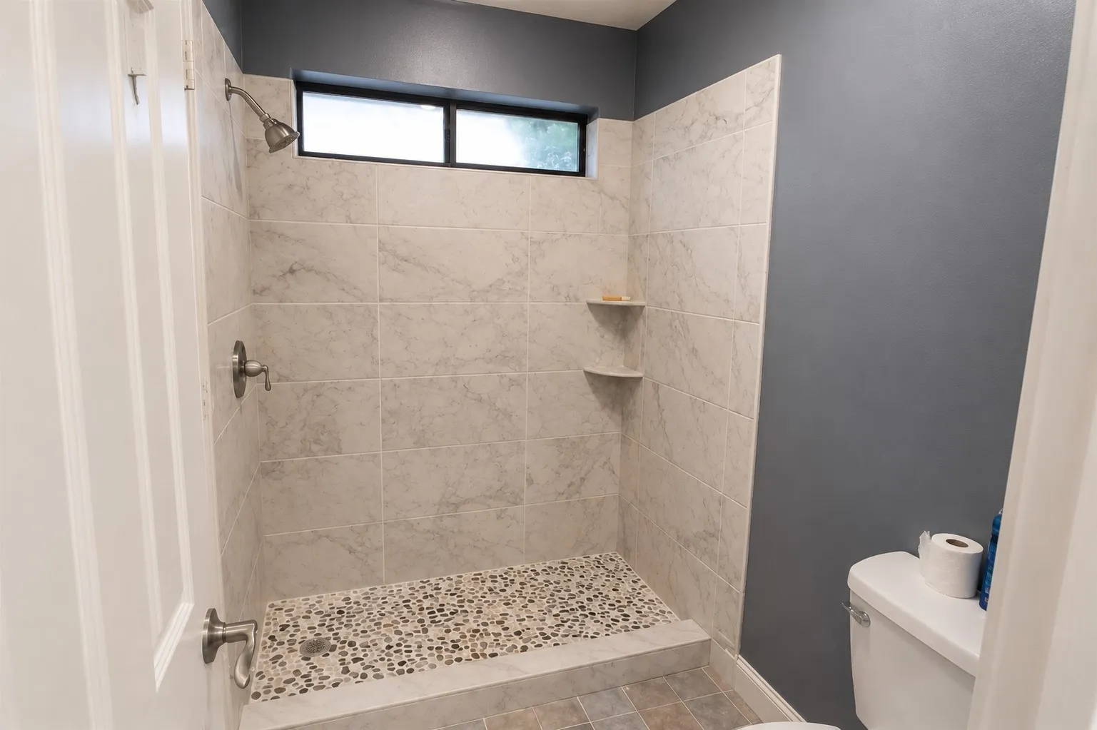 Single Family Residence For Sale in Tarrant County , 3302 Westgrove Drive, Arlington, Texas 76001, 5 Bedroom, 4 Bathroom, 2 Garage spaces, 2,341 Sqft, built in 1985, mls#21273553, Real Estate Agent in Arlington, Homes For Sale in Tarrant county, Homes For Sale in Arlington, Realtor in Arlington Texas, Real Estate Brokerage Independent Realty Texas, Luminita Cordes Realtor
