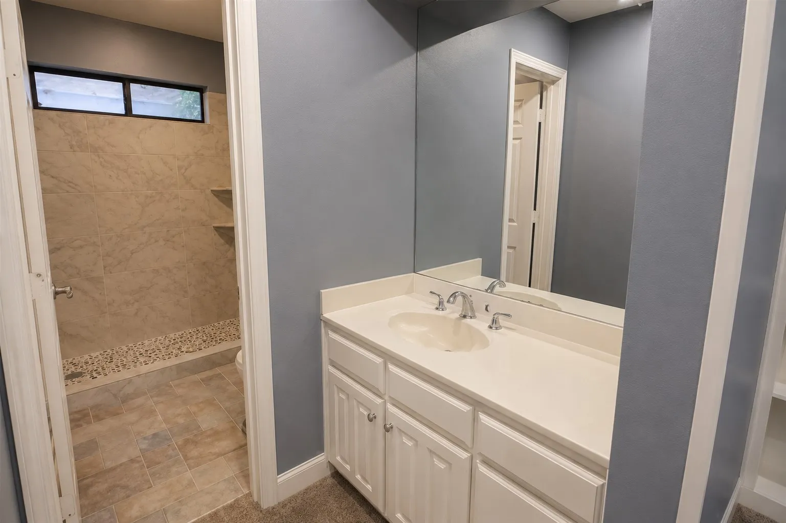 Single Family Residence For Sale in Tarrant County , 3302 Westgrove Drive, Arlington, Texas 76001, 5 Bedroom, 4 Bathroom, 2 Garage spaces, 2,341 Sqft, built in 1985, mls#21273553, Real Estate Agent in Arlington, Homes For Sale in Tarrant county, Homes For Sale in Arlington, Realtor in Arlington Texas, Real Estate Brokerage Independent Realty Texas, Luminita Cordes Realtor