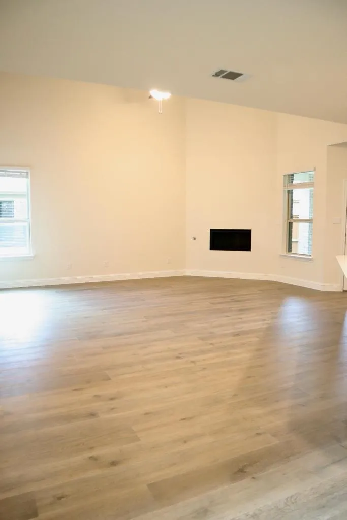 Single Family Residence For Rent in Grayson County , 3902 Nature Court, Denison, Texas 75020, 4 Bedrooms, 4 Bathrooms, 2 Garage spaces, 2,218 Sqft, built in 2023, Price $2,450, mls#21273017, Real Estate Agent in Denison, Homes For Rent in Grayson county, Homes For Rent in Denison, Realtor in Denison Texas, Real Estate Brokerage Independent Realty Texas, Luminita Cordes Realtor