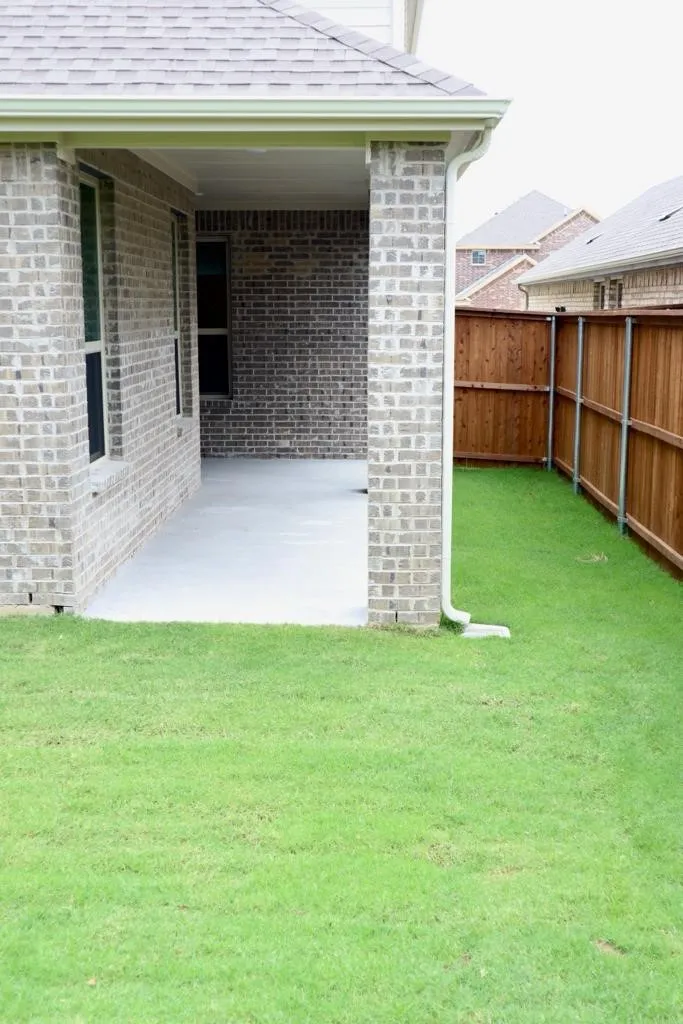 Single Family Residence For Rent in Grayson County , 3902 Nature Court, Denison, Texas 75020, 4 Bedrooms, 4 Bathrooms, 2 Garage spaces, 2,218 Sqft, built in 2023, Price $2,450, mls#21273017, Real Estate Agent in Denison, Homes For Rent in Grayson county, Homes For Rent in Denison, Realtor in Denison Texas, Real Estate Brokerage Independent Realty Texas, Luminita Cordes Realtor