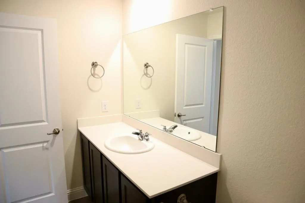 Single Family Residence For Rent in Grayson County , 3902 Nature Court, Denison, Texas 75020, 4 Bedrooms, 4 Bathrooms, 2 Garage spaces, 2,218 Sqft, built in 2023, Price $2,450, mls#21273017, Real Estate Agent in Denison, Homes For Rent in Grayson county, Homes For Rent in Denison, Realtor in Denison Texas, Real Estate Brokerage Independent Realty Texas, Luminita Cordes Realtor