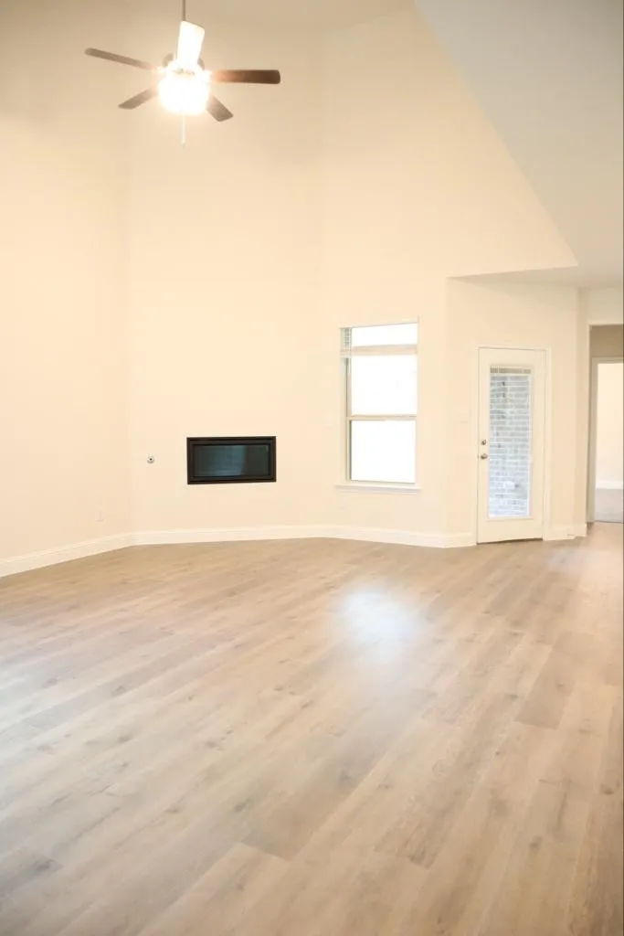Single Family Residence For Rent in Grayson County , 3902 Nature Court, Denison, Texas 75020, 4 Bedrooms, 4 Bathrooms, 2 Garage spaces, 2,218 Sqft, built in 2023, Price $2,450, mls#21273017, Real Estate Agent in Denison, Homes For Rent in Grayson county, Homes For Rent in Denison, Realtor in Denison Texas, Real Estate Brokerage Independent Realty Texas, Luminita Cordes Realtor