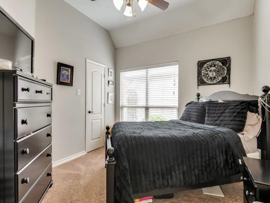 Single Family Residence For Rent in Collin County , 9962 Bell Rock Road, Frisco, Texas 75035, 3 Bedroom, 2 Bathroom, 2 Garage spaces, 2,033 Sqft, built in 2010, mls#21273562, Real Estate Agent in Frisco, Homes For Rent in Collin county, Homes For Rent in Frisco, Realtor in Frisco Texas, Real Estate Brokerage Independent Realty Texas, Luminita Cordes Realtor