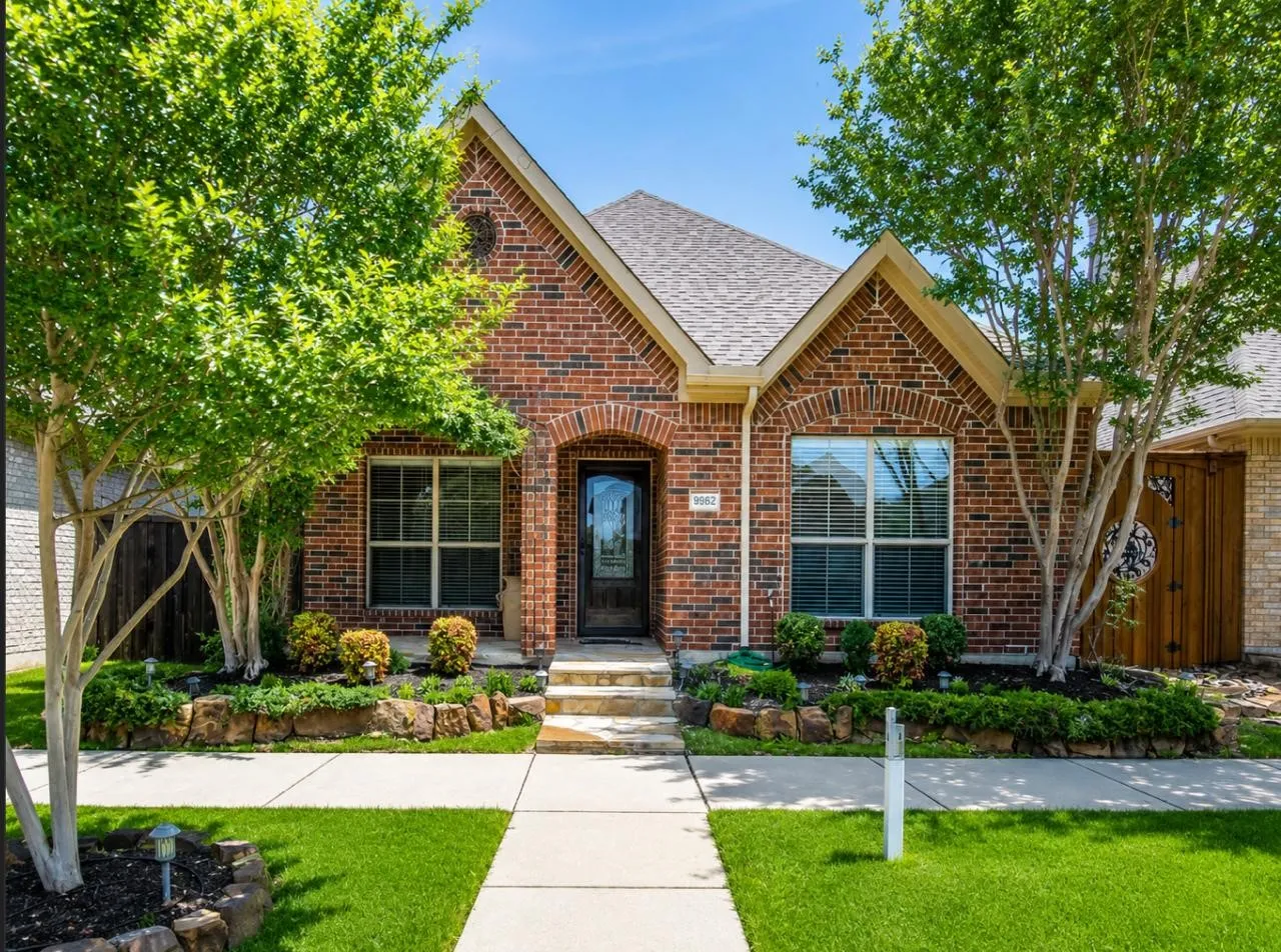 Single Family Residence For Rent in Collin County , 9962 Bell Rock Road, Frisco, Texas 75035, 3 Bedroom, 2 Bathroom, 2 Garage spaces, 2,033 Sqft, built in 2010, mls#21273562, Real Estate Agent in Frisco, Homes For Rent in Collin county, Homes For Rent in Frisco, Realtor in Frisco Texas, Real Estate Brokerage Independent Realty Texas, Luminita Cordes Realtor
