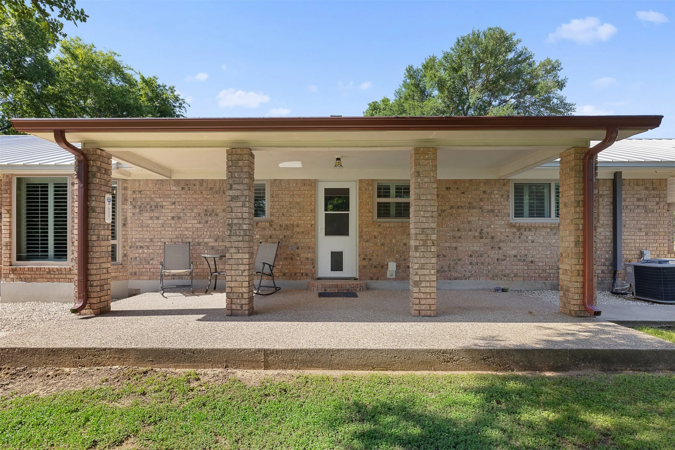 Single Family Residence For Sale in Mc Lennan County , 118 Deer Trail, Bruceville, Texas 76630, 4 Bedroom, 3 Bathroom, Garage spaces, 2,716 Sqft, built in 1980, mls#21273593, Real Estate Agent in Bruceville, Homes For Sale in Mc Lennan county, Homes For Sale in Bruceville, Realtor in Bruceville Texas, Real Estate Brokerage Independent Realty Texas, Luminita Cordes Realtor