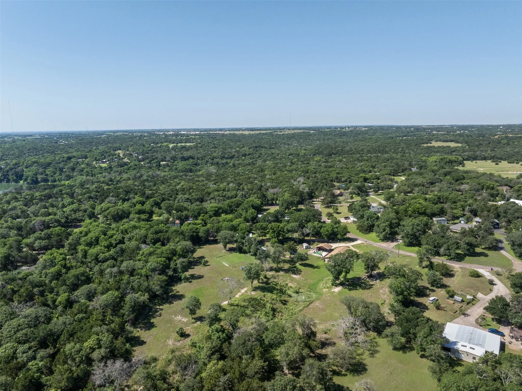 Single Family Residence For Sale in Mc Lennan County , 118 Deer Trail, Bruceville, Texas 76630, 4 Bedroom, 3 Bathroom, Garage spaces, 2,716 Sqft, built in 1980, mls#21273593, Real Estate Agent in Bruceville, Homes For Sale in Mc Lennan county, Homes For Sale in Bruceville, Realtor in Bruceville Texas, Real Estate Brokerage Independent Realty Texas, Luminita Cordes Realtor