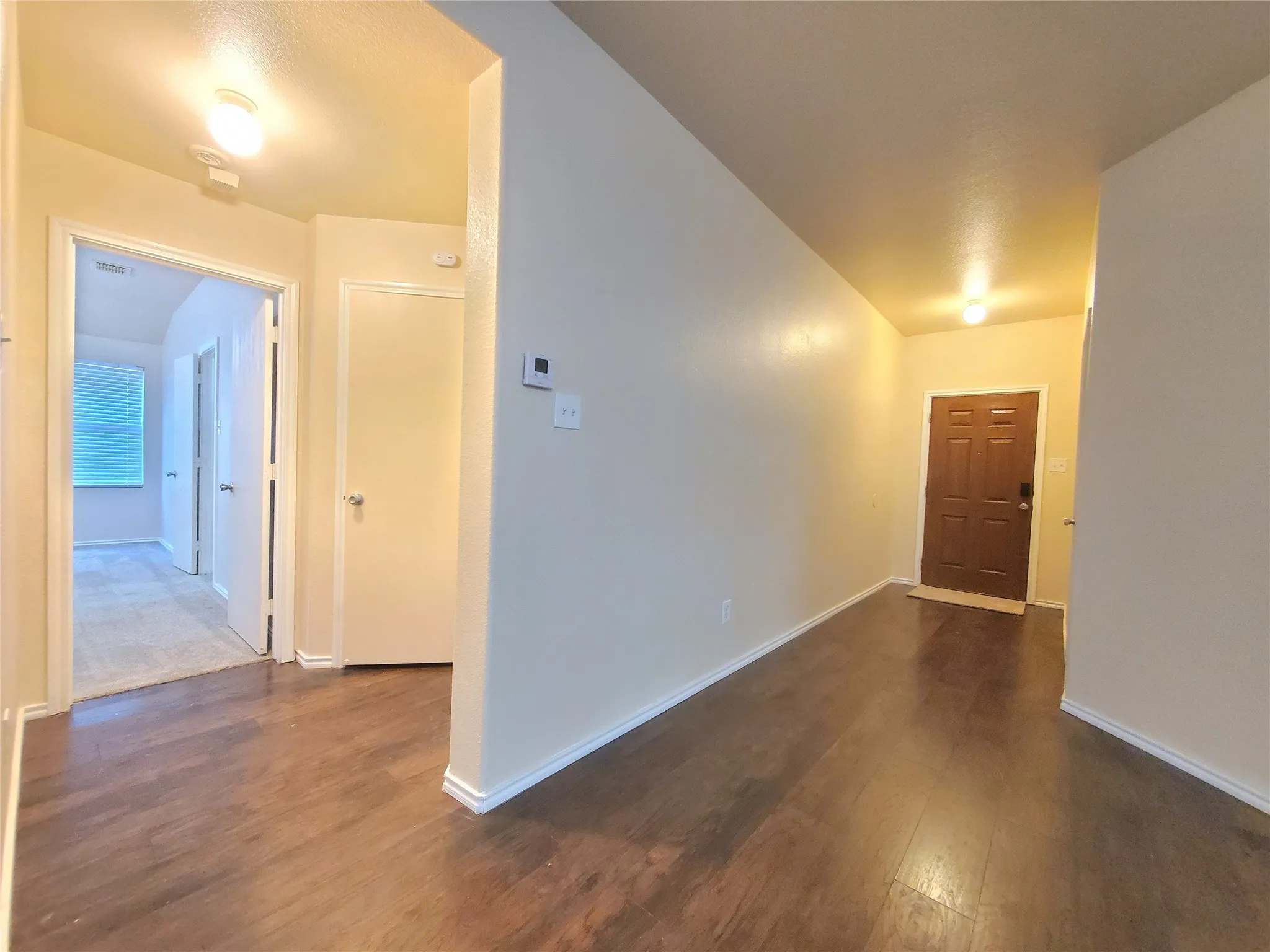 Single Family Residence For Sale in Dallas County , 1118 Bradford Drive, Glenn Heights, Texas 75154, 3 Bedroom, 2 Bathroom, 2 Garage spaces, 1,819 Sqft, built in 2005, mls#21273490, Real Estate Agent in Glenn Heights, Homes For Sale in Dallas county, Homes For Sale in Glenn Heights, Realtor in Glenn Heights Texas, Real Estate Brokerage Independent Realty Texas, Luminita Cordes Realtor