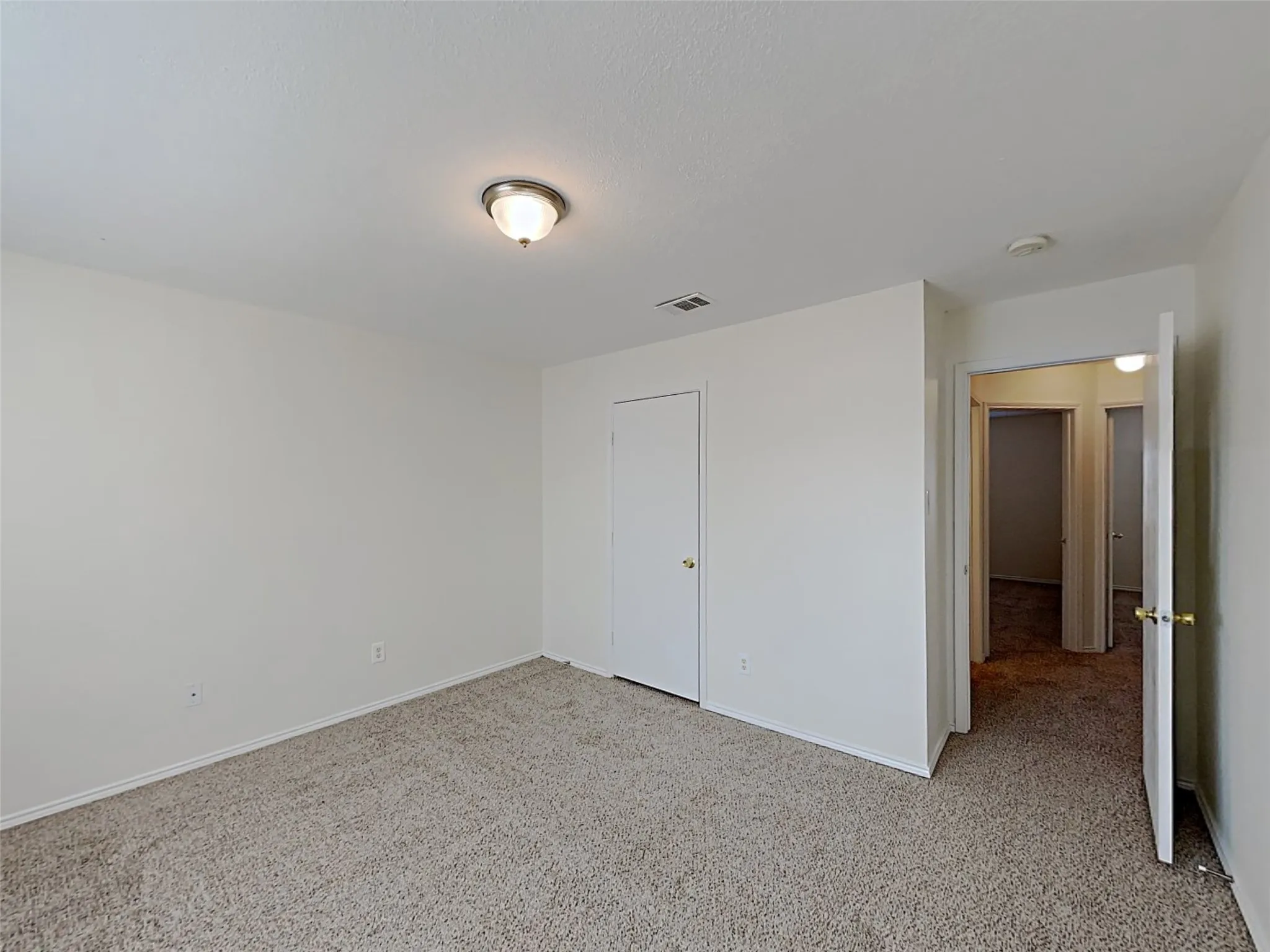 Single Family Residence For Sale in Tarrant County , 8212 Dynasty, Fort Worth, Texas 76123, 4 Bedroom, 3 Bathroom, 2 Garage spaces, 2,355 Sqft, built in 2001, mls#21272172, Real Estate Agent in Fort Worth, Homes For Sale in Tarrant county, Homes For Sale in Fort Worth, Realtor in Fort Worth Texas, Real Estate Brokerage Independent Realty Texas, Luminita Cordes Realtor