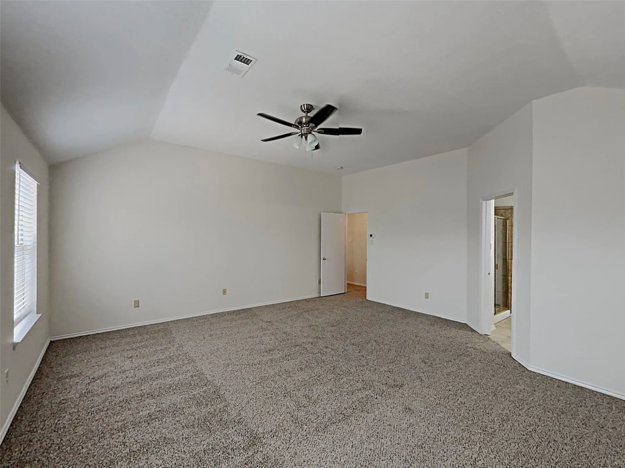 Single Family Residence For Sale in Tarrant County , 8212 Dynasty, Fort Worth, Texas 76123, 4 Bedroom, 3 Bathroom, 2 Garage spaces, 2,355 Sqft, built in 2001, mls#21272172, Real Estate Agent in Fort Worth, Homes For Sale in Tarrant county, Homes For Sale in Fort Worth, Realtor in Fort Worth Texas, Real Estate Brokerage Independent Realty Texas, Luminita Cordes Realtor