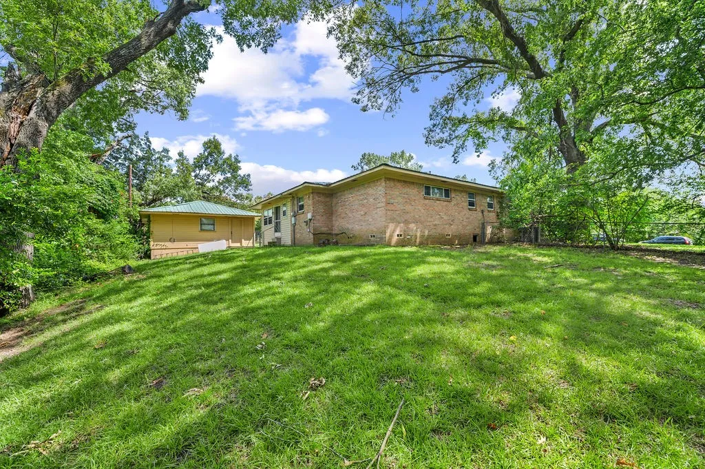 Single Family Residence For Sale in Wood County , 509 Tina Street, Quitman, Texas 75783, 4 Bedroom, 3 Bathroom, 2 Garage spaces, 2,080 Sqft, built in 0, mls#21273615, Real Estate Agent in Quitman, Homes For Sale in Wood county, Homes For Sale in Quitman, Realtor in Quitman Texas, Real Estate Brokerage Independent Realty Texas, Luminita Cordes Realtor