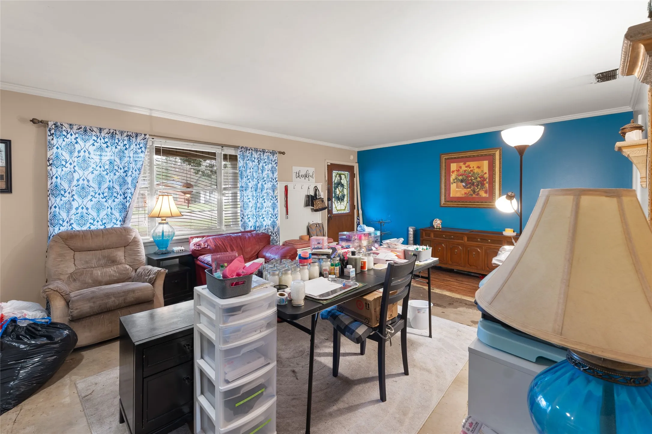 Single Family Residence For Sale in Gregg County , 2510 Wychelm Drive, Kilgore, Texas 75662, 4 Bedrooms, 3 Bathrooms, 2 Garage spaces, 3,875 Sqft, built in 1964, Price $274,900, mls#21270460, Real Estate Agent in Kilgore, Homes For Sale in Gregg county, Homes For Sale in Kilgore, Realtor in Kilgore Texas, Real Estate Brokerage Independent Realty Texas, Luminita Cordes Realtor