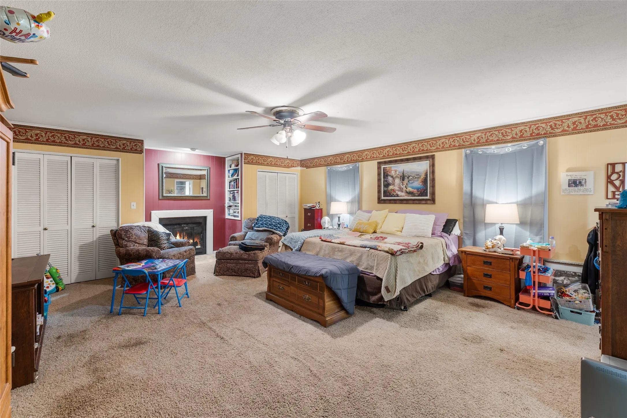 Single Family Residence For Sale in Gregg County , 2510 Wychelm Drive, Kilgore, Texas 75662, 4 Bedrooms, 3 Bathrooms, 2 Garage spaces, 3,875 Sqft, built in 1964, Price $274,900, mls#21270460, Real Estate Agent in Kilgore, Homes For Sale in Gregg county, Homes For Sale in Kilgore, Realtor in Kilgore Texas, Real Estate Brokerage Independent Realty Texas, Luminita Cordes Realtor
