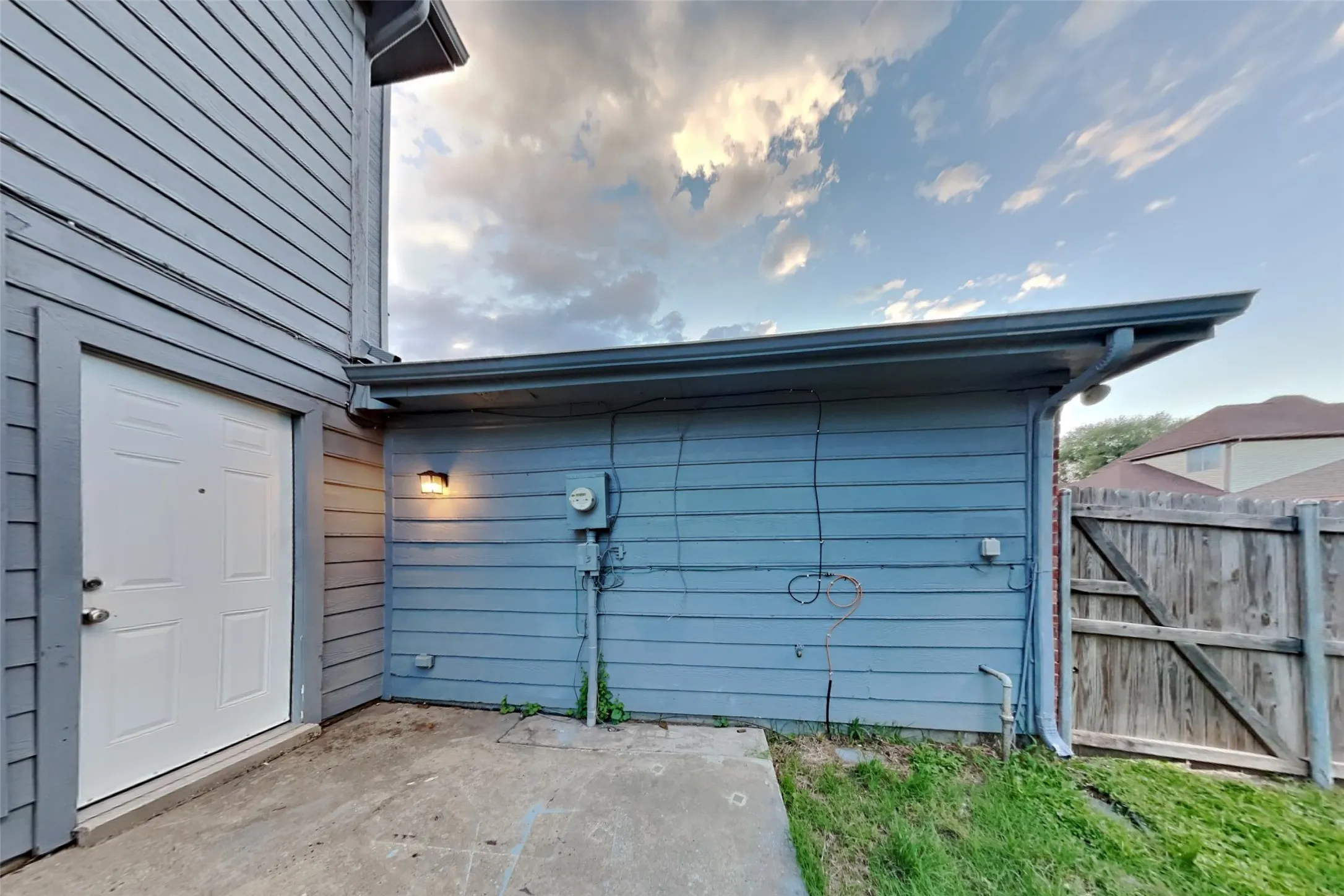 Single Family Residence For Rent in Dallas County , 2312 Gerber Drive, Mesquite, Texas 75181, 4 Bedroom, 3 Bathroom, 2 Garage spaces, 2,285 Sqft, built in 1996, mls#21273643, Real Estate Agent in Mesquite, Homes For Rent in Dallas county, Homes For Rent in Mesquite, Realtor in Mesquite Texas, Real Estate Brokerage Independent Realty Texas, Luminita Cordes Realtor