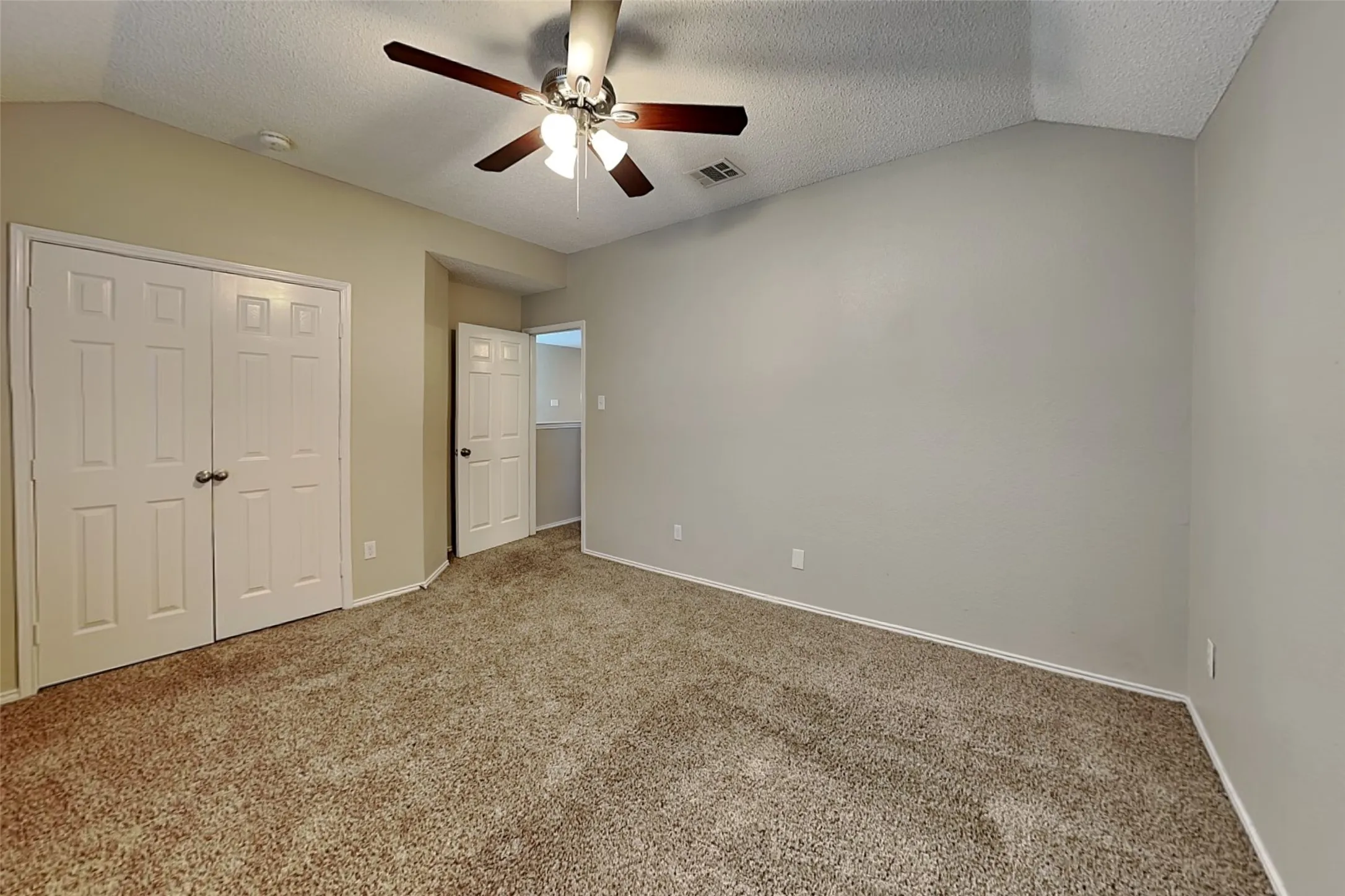 Single Family Residence For Rent in Dallas County , 2312 Gerber Drive, Mesquite, Texas 75181, 4 Bedroom, 3 Bathroom, 2 Garage spaces, 2,285 Sqft, built in 1996, mls#21273643, Real Estate Agent in Mesquite, Homes For Rent in Dallas county, Homes For Rent in Mesquite, Realtor in Mesquite Texas, Real Estate Brokerage Independent Realty Texas, Luminita Cordes Realtor
