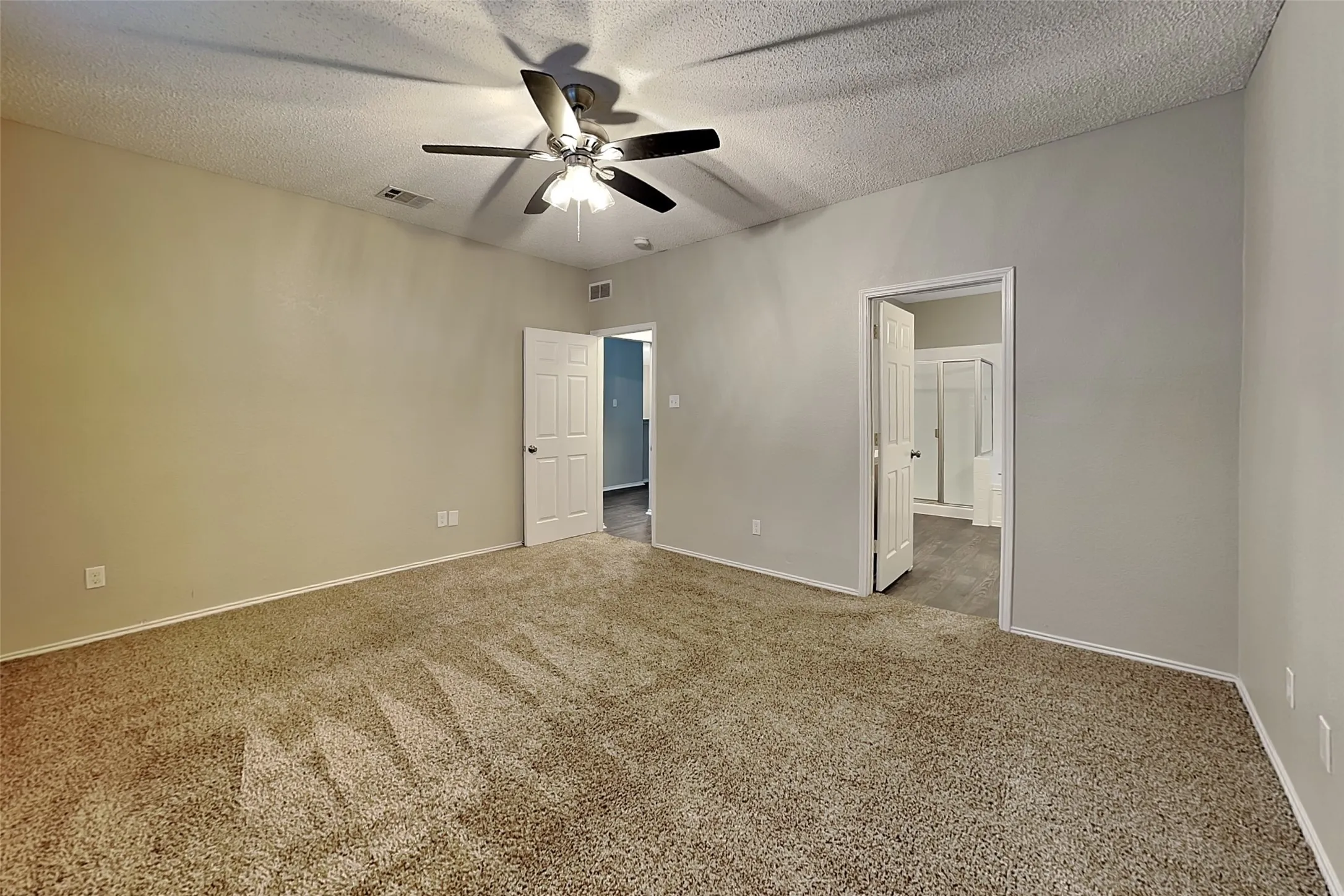 Single Family Residence For Rent in Dallas County , 2312 Gerber Drive, Mesquite, Texas 75181, 4 Bedroom, 3 Bathroom, 2 Garage spaces, 2,285 Sqft, built in 1996, mls#21273643, Real Estate Agent in Mesquite, Homes For Rent in Dallas county, Homes For Rent in Mesquite, Realtor in Mesquite Texas, Real Estate Brokerage Independent Realty Texas, Luminita Cordes Realtor