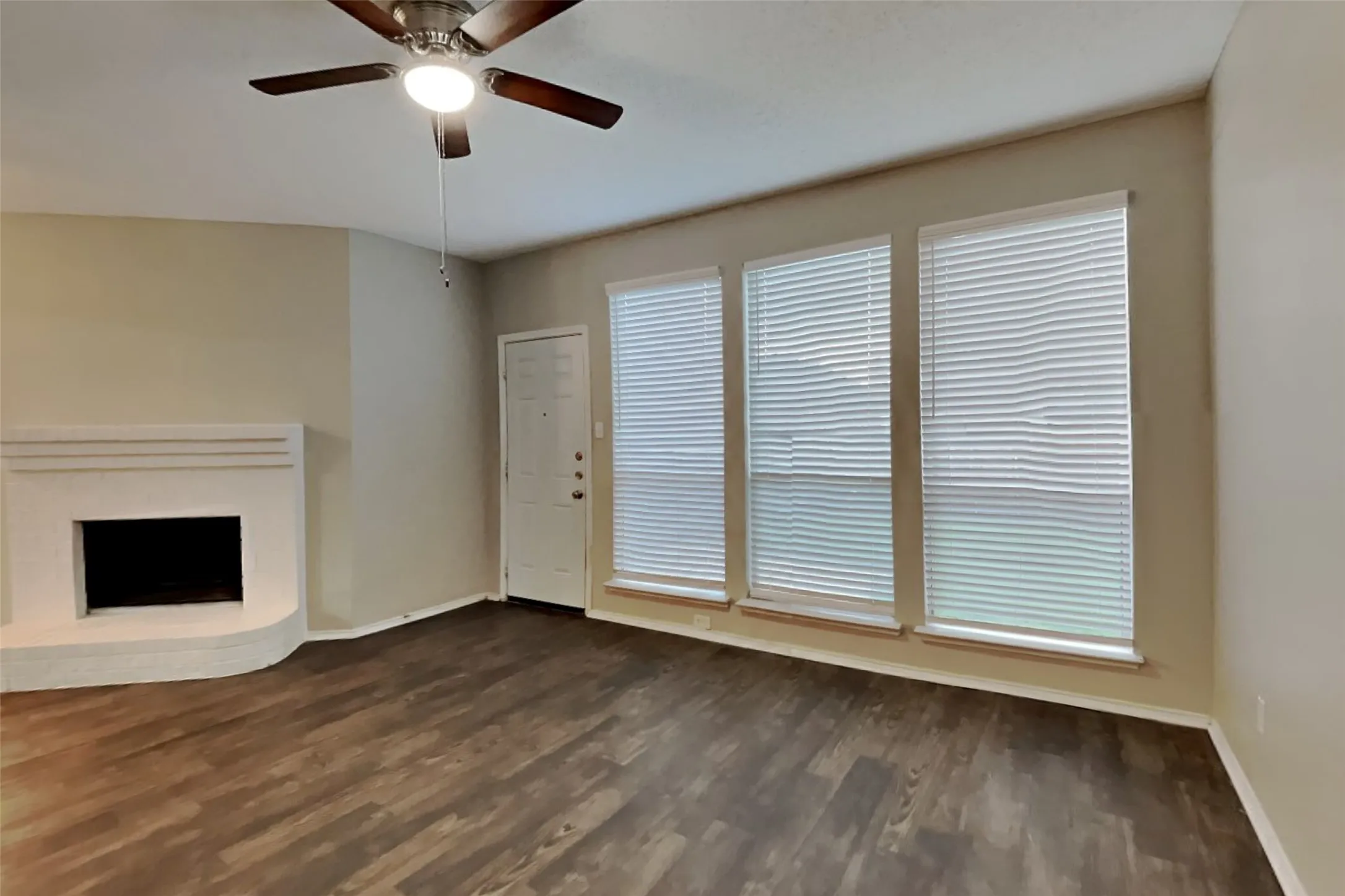 Single Family Residence For Rent in Dallas County , 2312 Gerber Drive, Mesquite, Texas 75181, 4 Bedroom, 3 Bathroom, 2 Garage spaces, 2,285 Sqft, built in 1996, mls#21273643, Real Estate Agent in Mesquite, Homes For Rent in Dallas county, Homes For Rent in Mesquite, Realtor in Mesquite Texas, Real Estate Brokerage Independent Realty Texas, Luminita Cordes Realtor