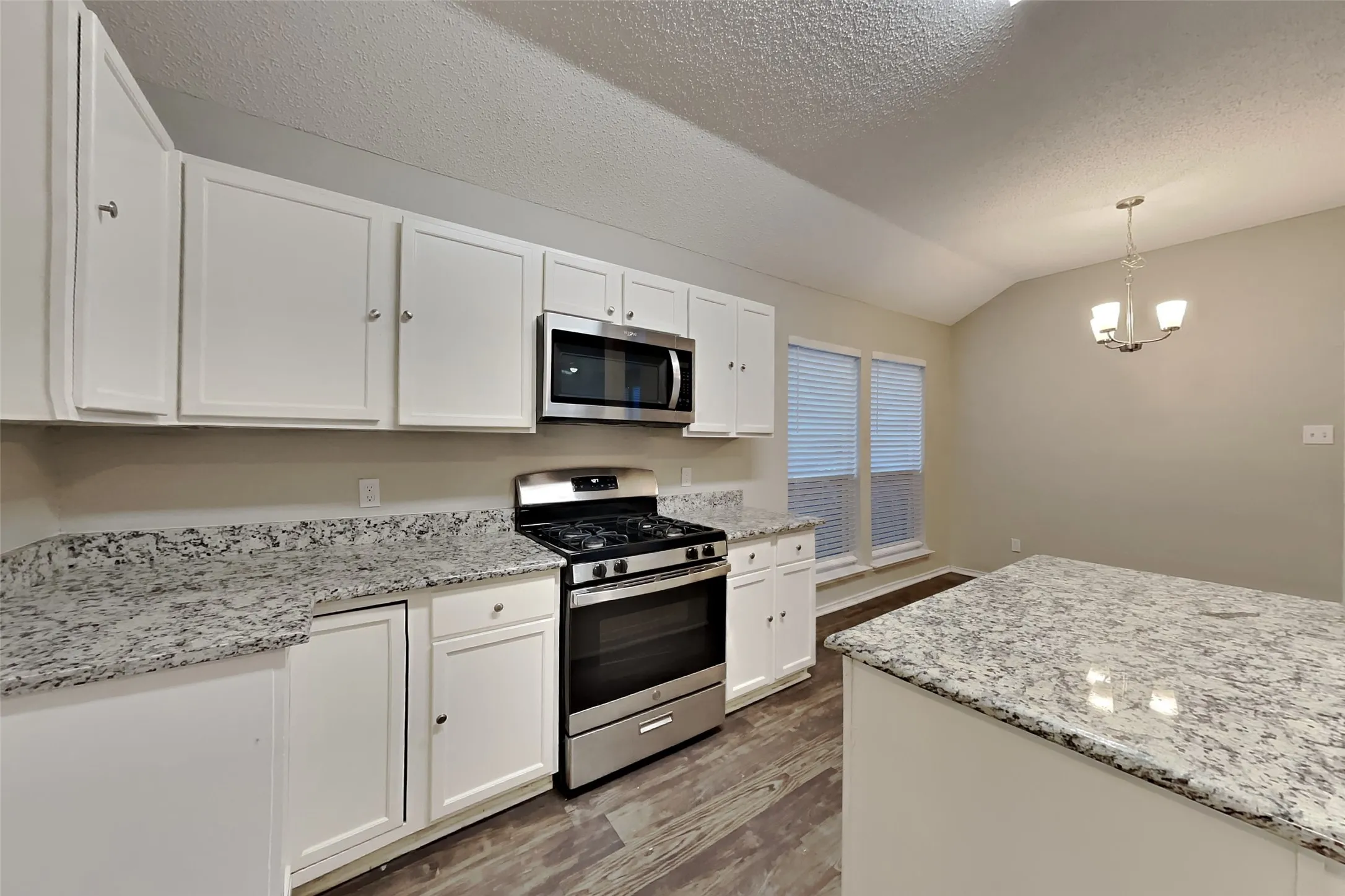 Single Family Residence For Rent in Dallas County , 2312 Gerber Drive, Mesquite, Texas 75181, 4 Bedroom, 3 Bathroom, 2 Garage spaces, 2,285 Sqft, built in 1996, mls#21273643, Real Estate Agent in Mesquite, Homes For Rent in Dallas county, Homes For Rent in Mesquite, Realtor in Mesquite Texas, Real Estate Brokerage Independent Realty Texas, Luminita Cordes Realtor