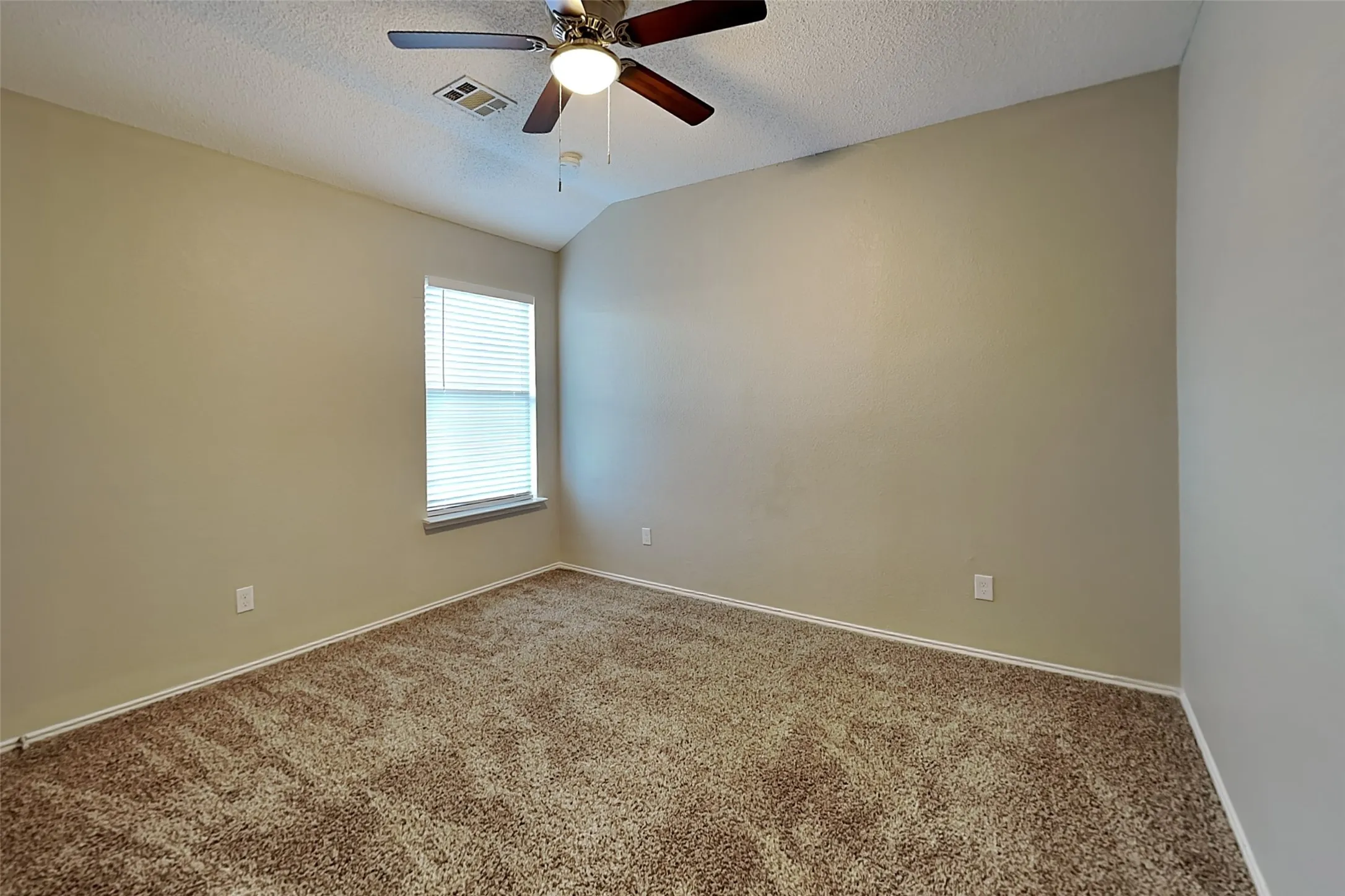 Single Family Residence For Rent in Dallas County , 2312 Gerber Drive, Mesquite, Texas 75181, 4 Bedroom, 3 Bathroom, 2 Garage spaces, 2,285 Sqft, built in 1996, mls#21273643, Real Estate Agent in Mesquite, Homes For Rent in Dallas county, Homes For Rent in Mesquite, Realtor in Mesquite Texas, Real Estate Brokerage Independent Realty Texas, Luminita Cordes Realtor