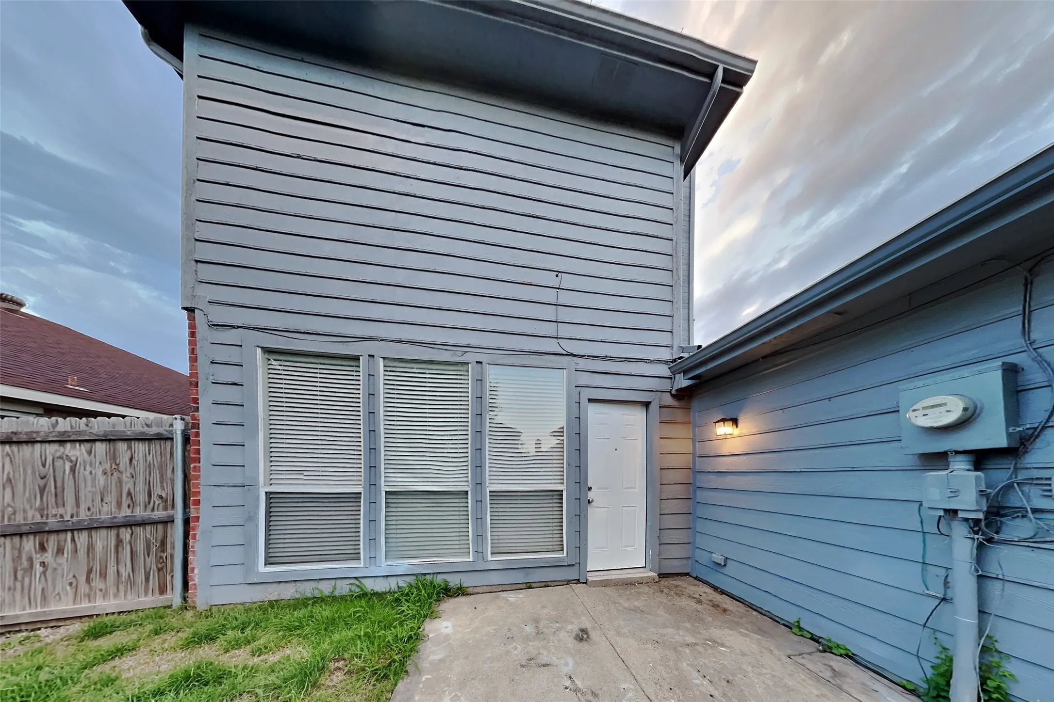 Single Family Residence For Rent in Dallas County , 2312 Gerber Drive, Mesquite, Texas 75181, 4 Bedroom, 3 Bathroom, 2 Garage spaces, 2,285 Sqft, built in 1996, mls#21273643, Real Estate Agent in Mesquite, Homes For Rent in Dallas county, Homes For Rent in Mesquite, Realtor in Mesquite Texas, Real Estate Brokerage Independent Realty Texas, Luminita Cordes Realtor