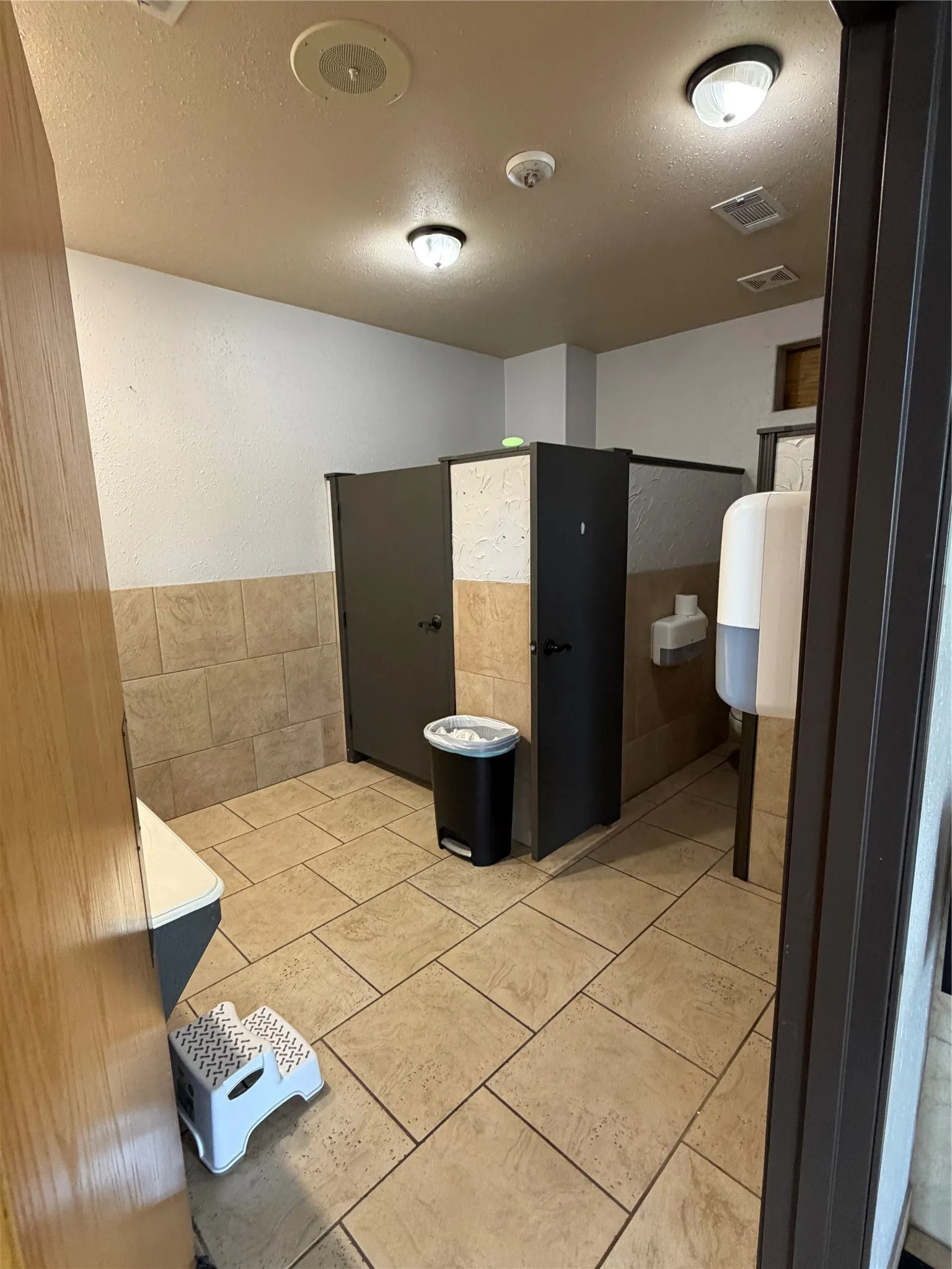 Business For Sale in Wise County , 3483 S Fm 51, Decatur, Texas 76234, 0, 0, Garage spaces, 0 Sqft, built in 2008, mls#21264300, Real Estate Agent in Decatur, Homes For Sale in Wise county, Homes For Sale in Decatur, Realtor in Decatur Texas, Real Estate Brokerage Independent Realty Texas, Luminita Cordes Realtor