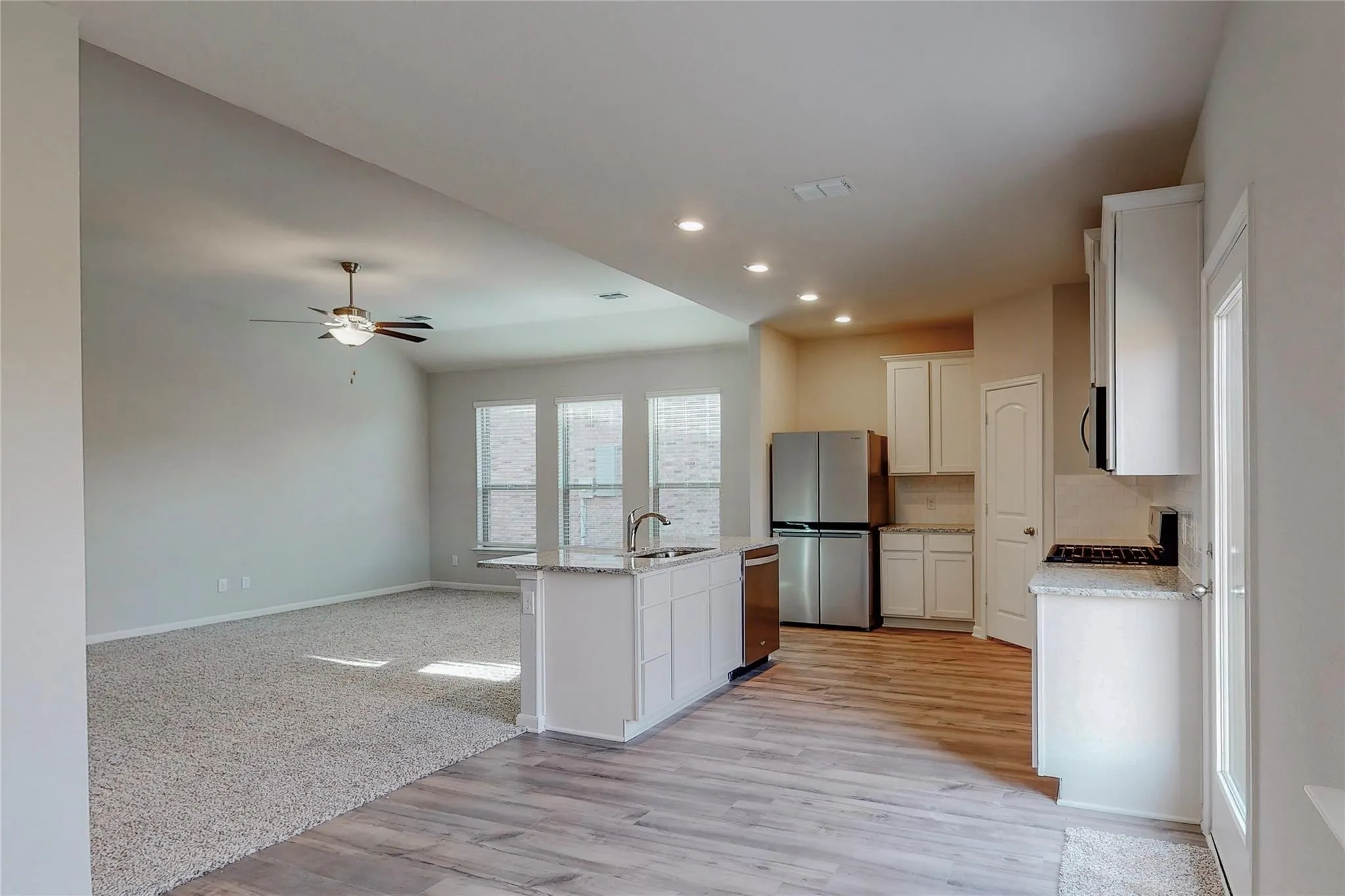Single Family Residence For Rent in Collin County , 2113 Emma Court, Anna, Texas 75409, 4 Bedroom, 2 Bathroom, 2 Garage spaces, 1,801 Sqft, built in 2021, mls#21266143, Real Estate Agent in Anna, Homes For Rent in Collin county, Homes For Rent in Anna, Realtor in Anna Texas, Real Estate Brokerage Independent Realty Texas, Luminita Cordes Realtor