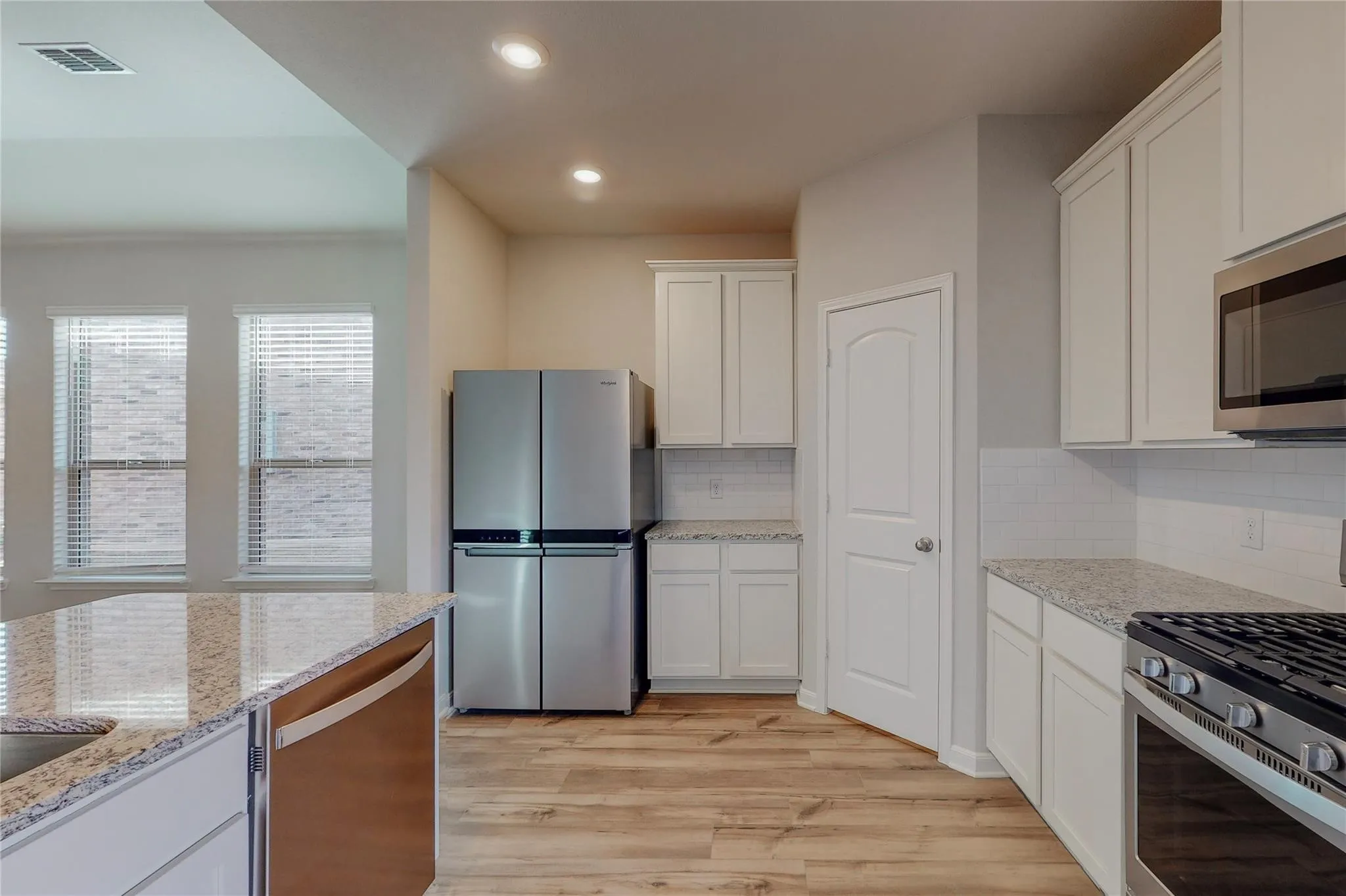 Single Family Residence For Rent in Collin County , 2113 Emma Court, Anna, Texas 75409, 4 Bedroom, 2 Bathroom, 2 Garage spaces, 1,801 Sqft, built in 2021, mls#21266143, Real Estate Agent in Anna, Homes For Rent in Collin county, Homes For Rent in Anna, Realtor in Anna Texas, Real Estate Brokerage Independent Realty Texas, Luminita Cordes Realtor