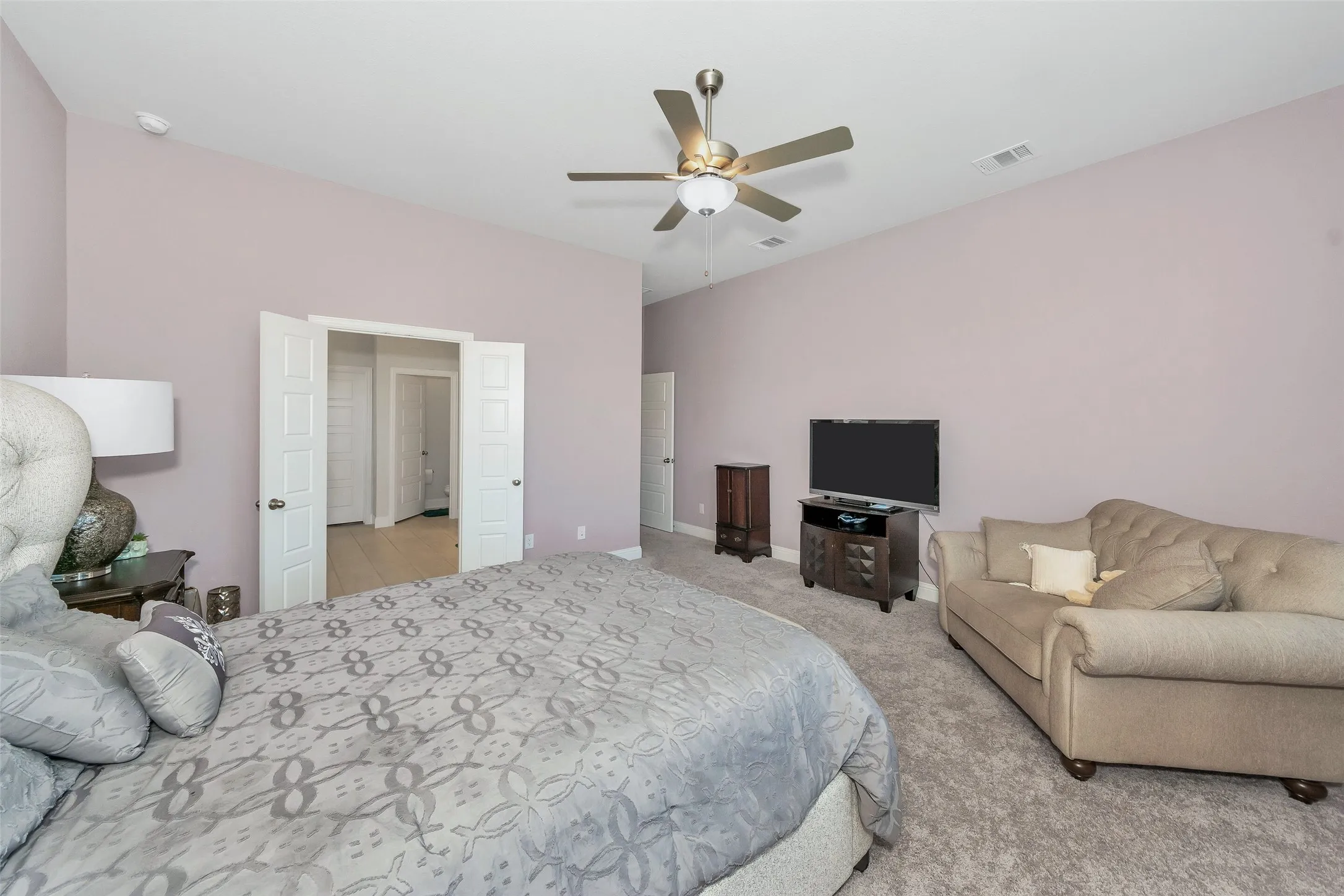 Single Family Residence For Sale in Dallas County , 1420 Kendal Drive, De Soto, Texas 75115, 4 Bedroom, 4 Bathroom, 2 Garage spaces, 2,762 Sqft, built in 2023, Price $464,900, mls#21264584, Real Estate Agent in De Soto, Homes For Sale in Dallas county, Homes For Sale in De Soto, Realtor in De Soto Texas, Real Estate Brokerage Independent Realty Texas, Luminita Cordes Realtor