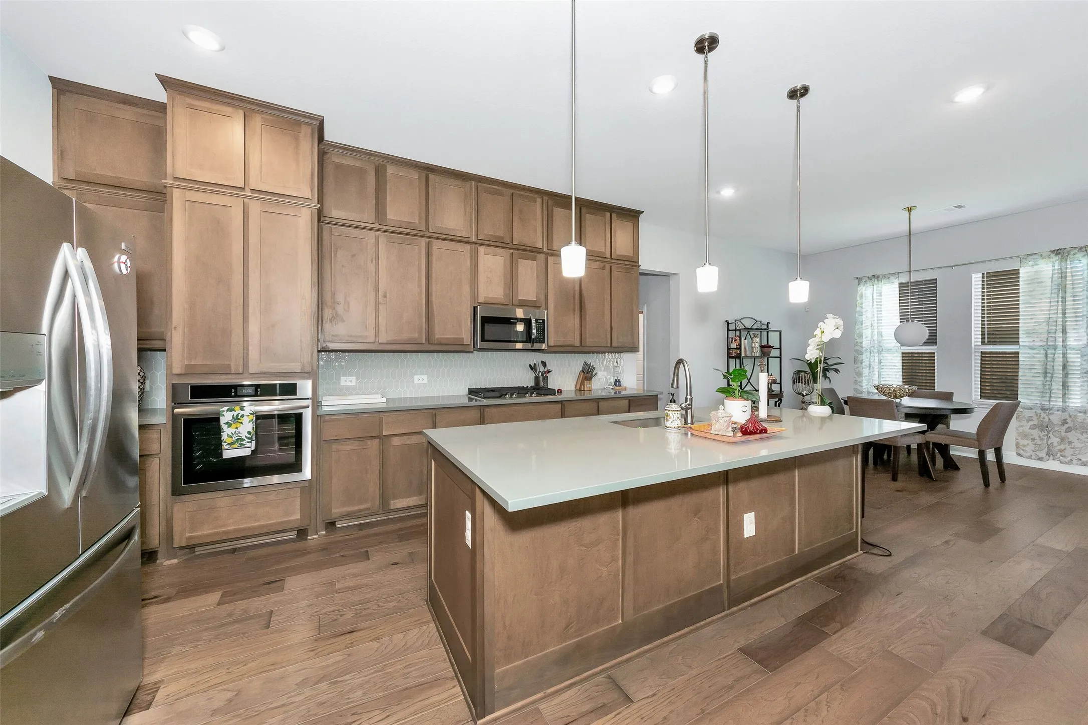 Single Family Residence For Sale in Dallas County , 1420 Kendal Drive, De Soto, Texas 75115, 4 Bedroom, 4 Bathroom, 2 Garage spaces, 2,762 Sqft, built in 2023, Price $464,900, mls#21264584, Real Estate Agent in De Soto, Homes For Sale in Dallas county, Homes For Sale in De Soto, Realtor in De Soto Texas, Real Estate Brokerage Independent Realty Texas, Luminita Cordes Realtor
