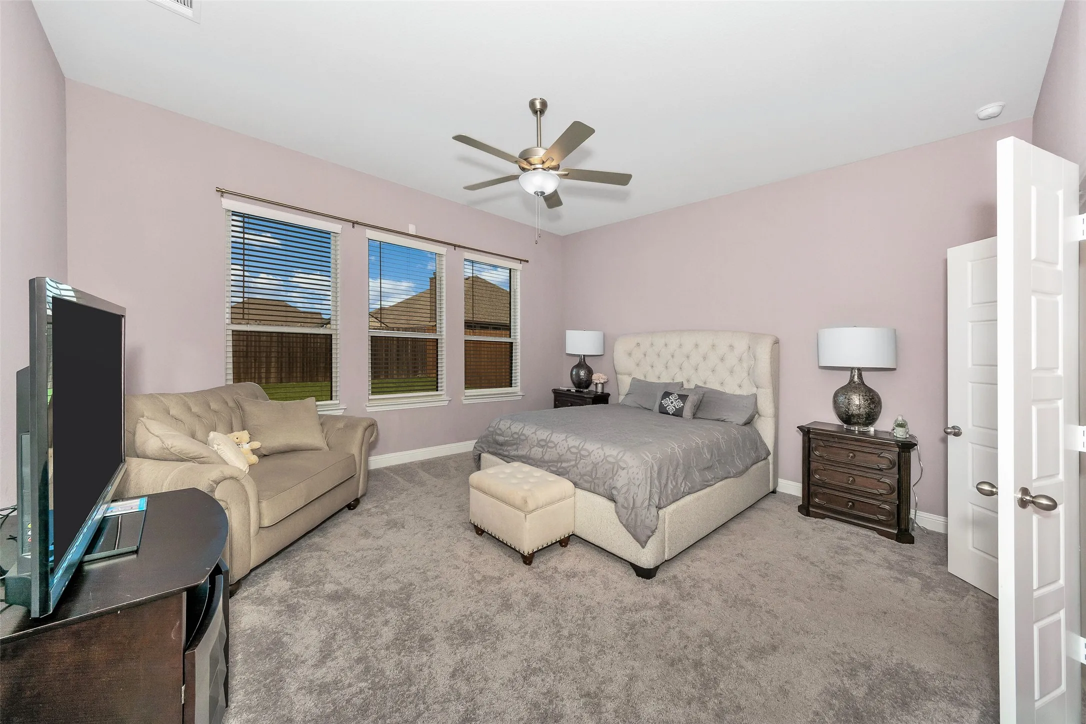 Single Family Residence For Sale in Dallas County , 1420 Kendal Drive, De Soto, Texas 75115, 4 Bedroom, 4 Bathroom, 2 Garage spaces, 2,762 Sqft, built in 2023, Price $464,900, mls#21264584, Real Estate Agent in De Soto, Homes For Sale in Dallas county, Homes For Sale in De Soto, Realtor in De Soto Texas, Real Estate Brokerage Independent Realty Texas, Luminita Cordes Realtor