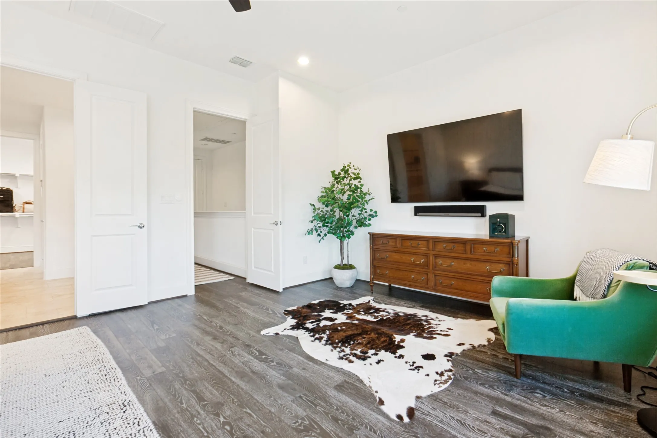 Extra room for a sitting area
