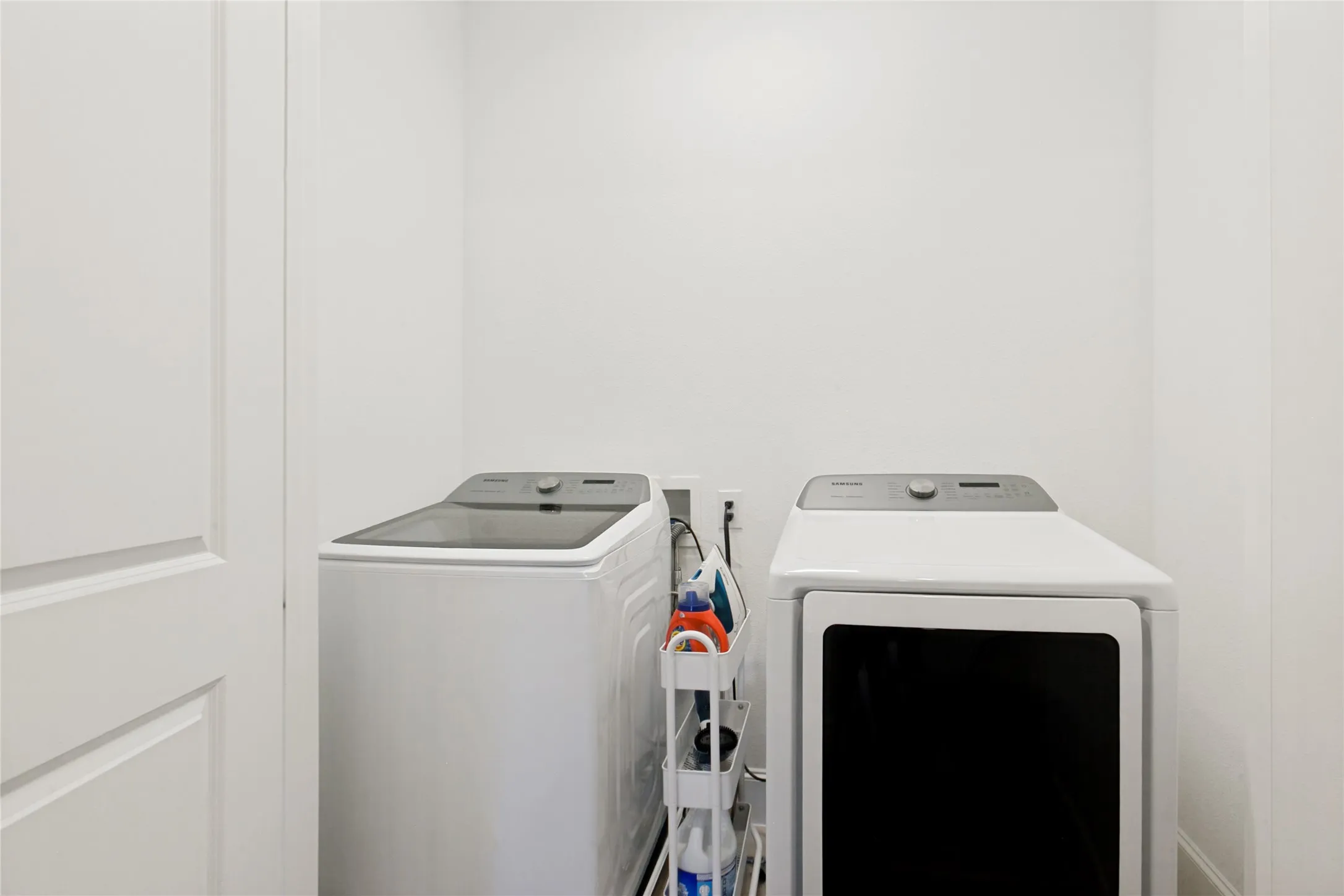 Upstairs full size laundry.  Washer and dryer convey!