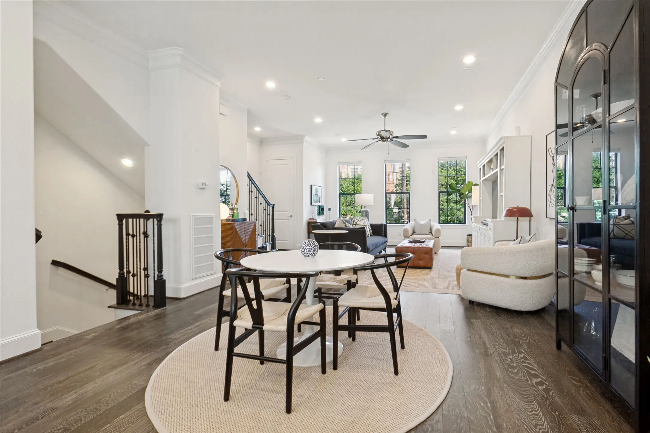 Ample room for a dining table