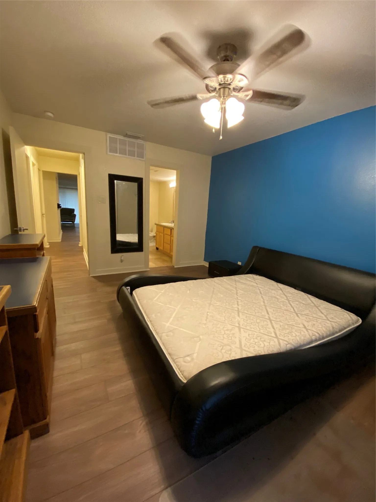 Condominium For Rent in Dallas County , 4777 Cedar Springs Road 5B, Dallas, Texas 75219, 2 Bedrooms, 2 Bathrooms, Garage spaces, 1,000 Sqft, built in 1983, Price $1,500, mls#21273688, Real Estate Agent in Dallas, Homes For Rent in Dallas county, Homes For Rent in Dallas, Realtor in Dallas Texas, Real Estate Brokerage Independent Realty Texas, Luminita Cordes Realtor