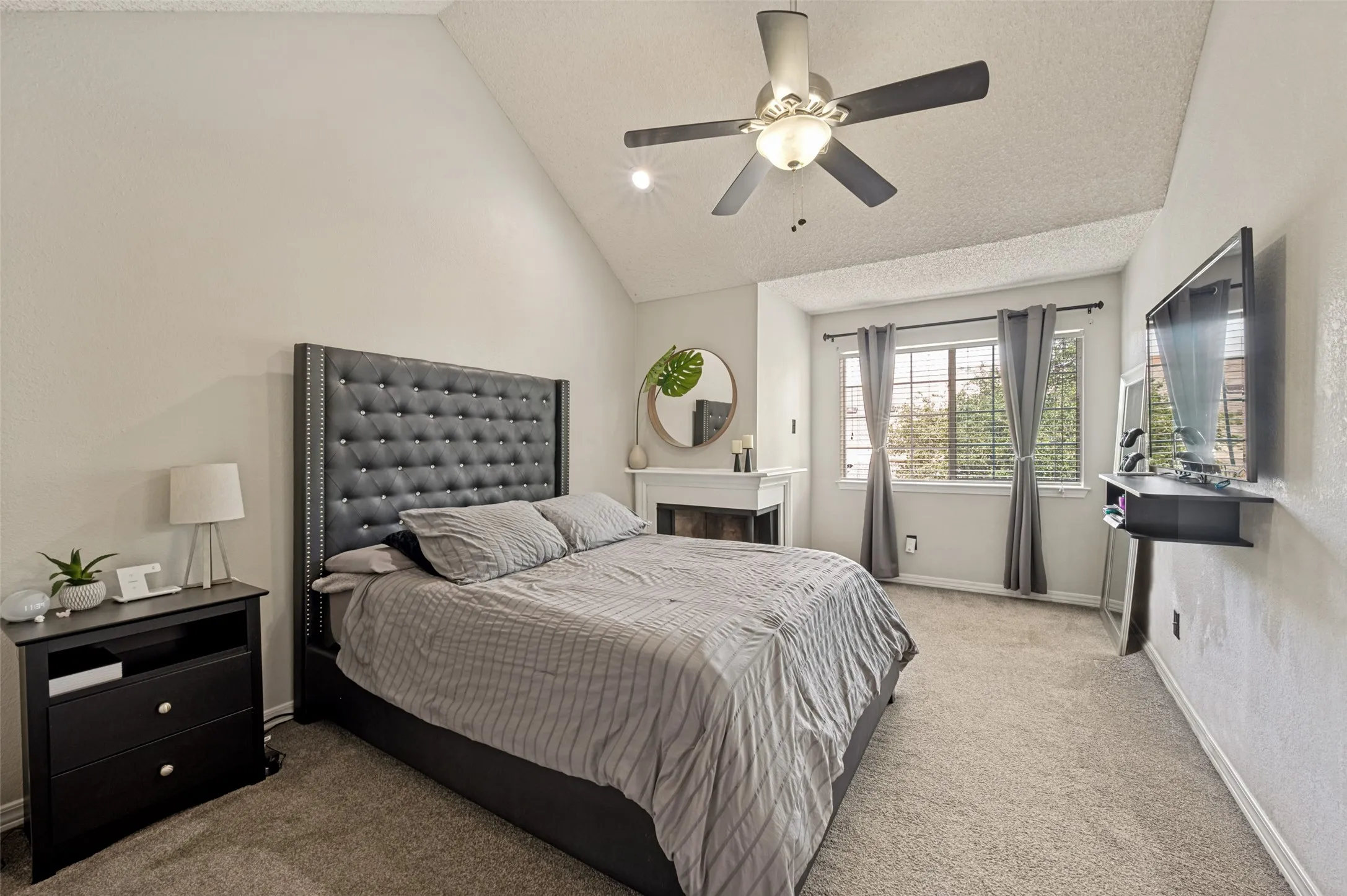 Condominium For Sale in Dallas County , 5325 Bent Tree Forest Drive 2248, Dallas, Texas 75248, 2 Bedroom, 3 Bathroom, 2 Garage spaces, 1,324 Sqft, built in 1983, mls#21268191, Real Estate Agent in Dallas, Homes For Sale in Dallas county, Homes For Sale in Dallas, Realtor in Dallas Texas, Real Estate Brokerage Independent Realty Texas, Luminita Cordes Realtor