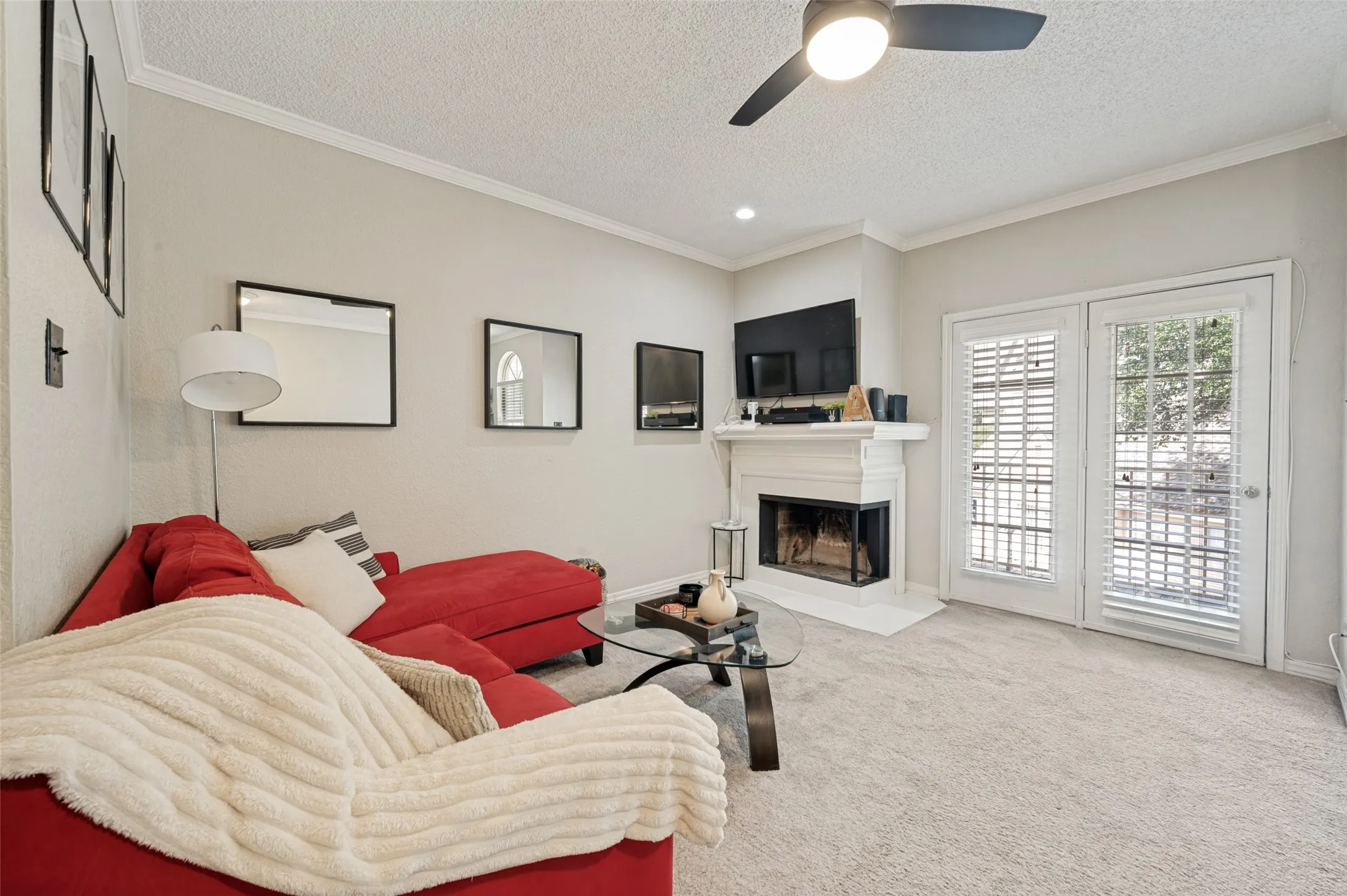 Condominium For Sale in Dallas County , 5325 Bent Tree Forest Drive 2248, Dallas, Texas 75248, 2 Bedroom, 3 Bathroom, 2 Garage spaces, 1,324 Sqft, built in 1983, mls#21268191, Real Estate Agent in Dallas, Homes For Sale in Dallas county, Homes For Sale in Dallas, Realtor in Dallas Texas, Real Estate Brokerage Independent Realty Texas, Luminita Cordes Realtor