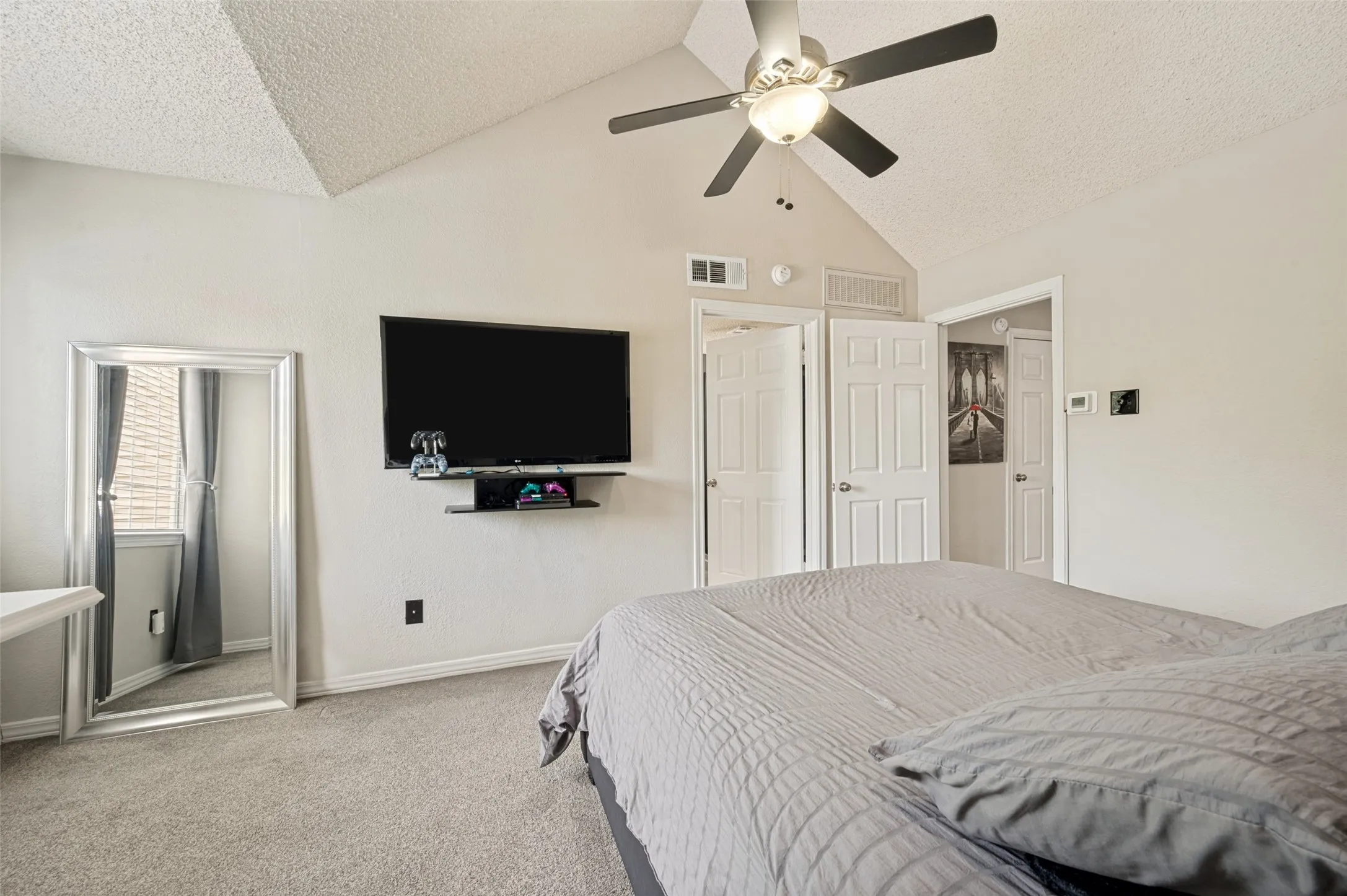 Condominium For Sale in Dallas County , 5325 Bent Tree Forest Drive 2248, Dallas, Texas 75248, 2 Bedroom, 3 Bathroom, 2 Garage spaces, 1,324 Sqft, built in 1983, mls#21268191, Real Estate Agent in Dallas, Homes For Sale in Dallas county, Homes For Sale in Dallas, Realtor in Dallas Texas, Real Estate Brokerage Independent Realty Texas, Luminita Cordes Realtor