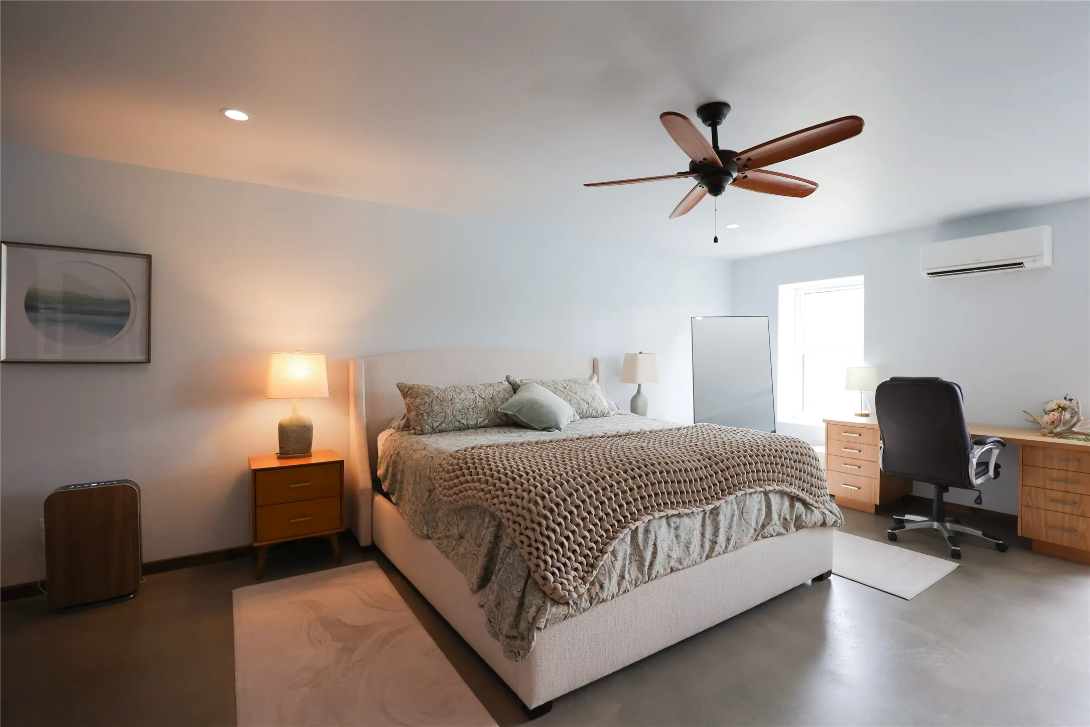 Farm For Sale in Mc Culloch County , 1250 County Rd 419, Rochelle, Texas 76872, 5 Bedroom, 6 Bathroom, 5 Garage spaces, 6,300 Sqft, built in 2023, mls#21273220, Real Estate Agent in Rochelle, Homes For Sale in Mc Culloch county, Homes For Sale in Rochelle, Realtor in Rochelle Texas, Real Estate Brokerage Independent Realty Texas, Luminita Cordes Realtor