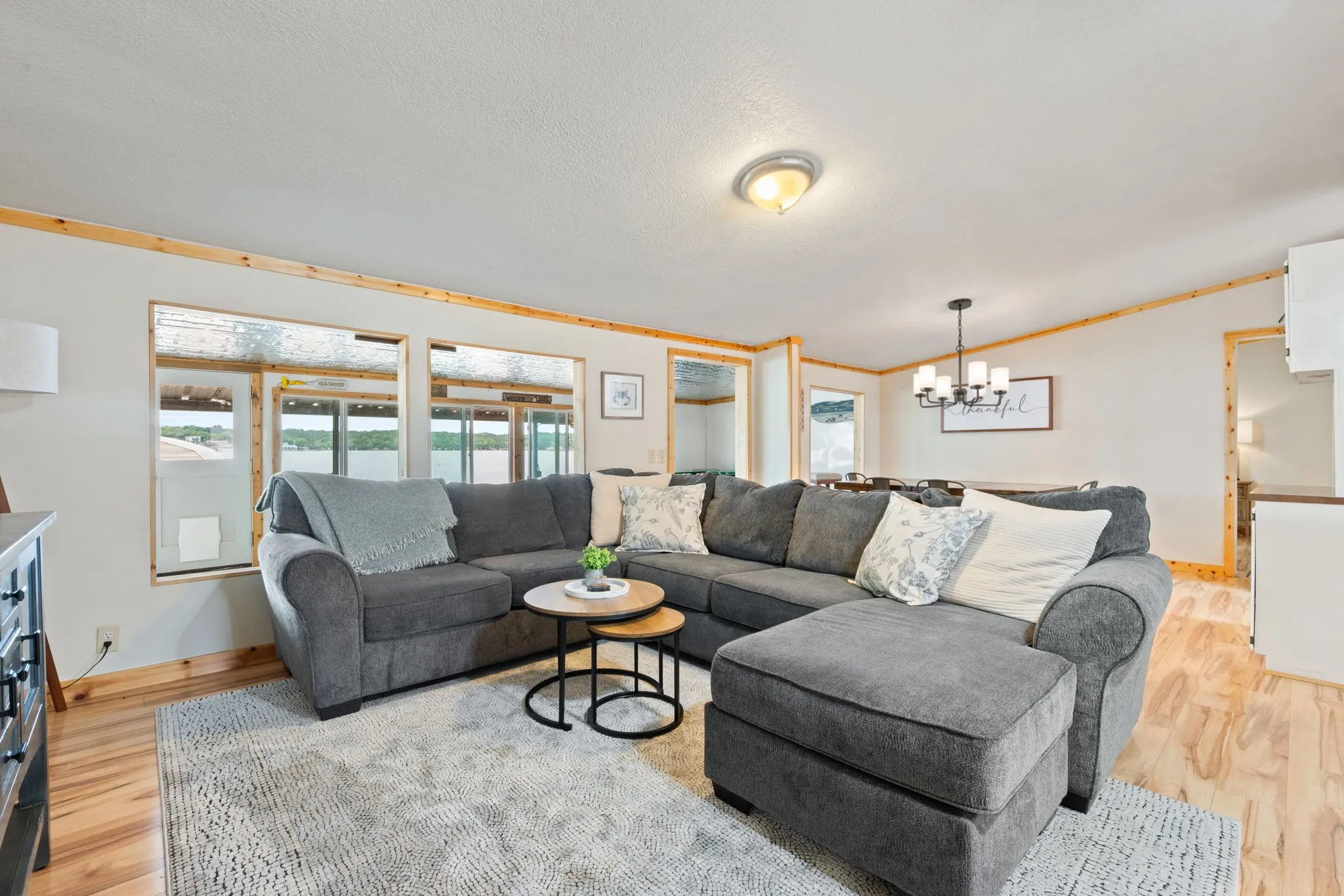 Single Family Residence For Sale in Hood County , 6500 Dayla Court, Granbury, Texas 76049, 3 Bedrooms, 2 Bathrooms, Garage spaces, 1,743 Sqft, built in 1985, Price $380,000, mls#21273675, Real Estate Agent in Granbury, Homes For Sale in Hood county, Homes For Sale in Granbury, Realtor in Granbury Texas, Real Estate Brokerage Independent Realty Texas, Luminita Cordes Realtor