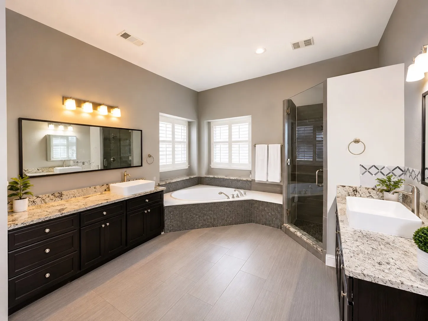Single Family Residence For Sale in Collin County , 6004 Ridgemore Drive, Parker, Texas 75002, 4 Bedrooms, 4 Bathrooms, 3 Garage spaces, 3,914 Sqft, built in 2002, Price $995,000, mls#21273699, Real Estate Agent in Parker, Homes For Sale in Collin county, Homes For Sale in Parker, Realtor in Parker Texas, Real Estate Brokerage Independent Realty Texas, Luminita Cordes Realtor