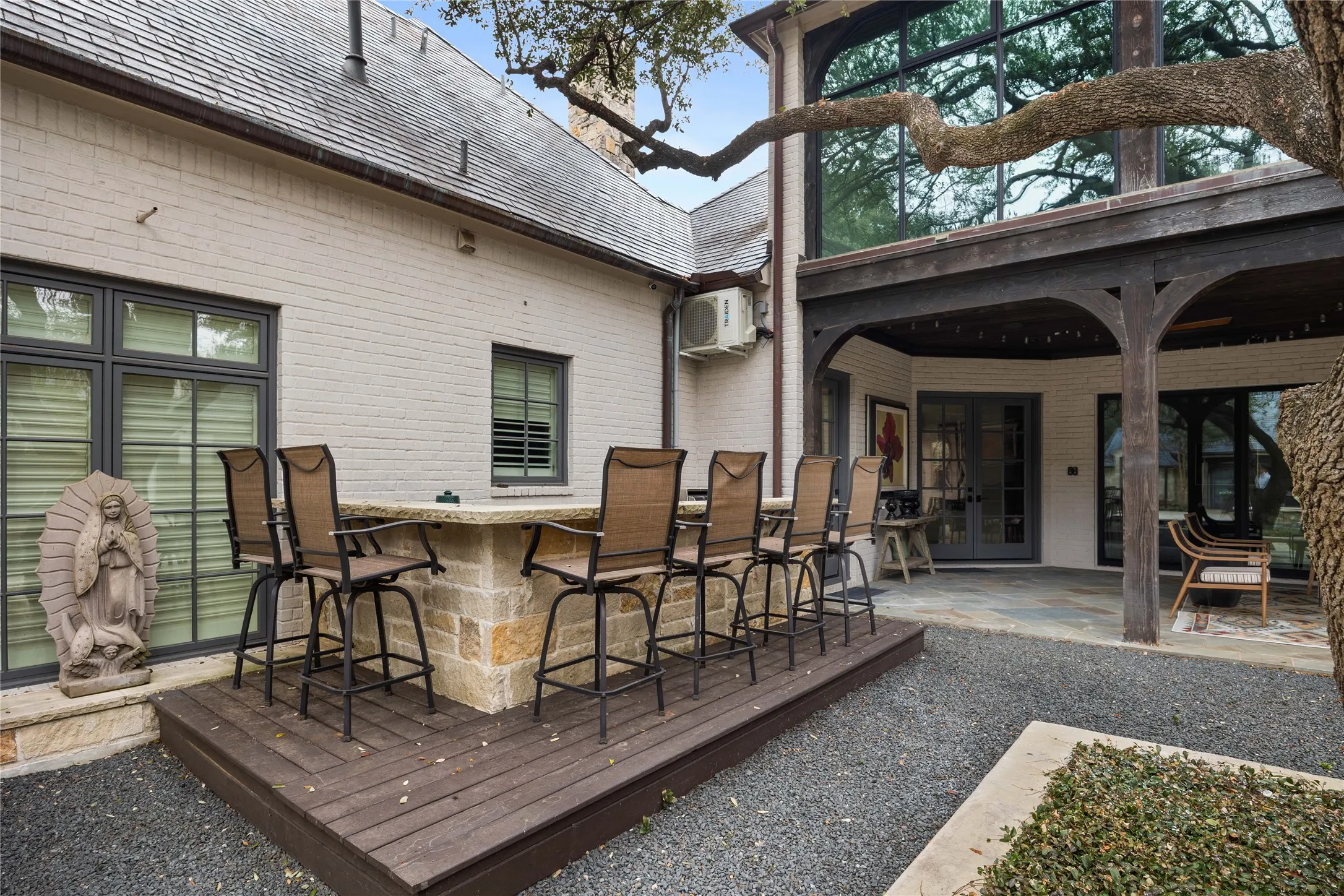 Single Family Residence For Sale in Dallas County , 9525 Alva Court, Dallas, Texas 75220, 6 Bedroom, 9 Bathroom, 4 Garage spaces, 11,037 Sqft, built in 2002, mls#21267763, Real Estate Agent in Dallas, Homes For Sale in Dallas county, Homes For Sale in Dallas, Realtor in Dallas Texas, Real Estate Brokerage Independent Realty Texas, Luminita Cordes Realtor