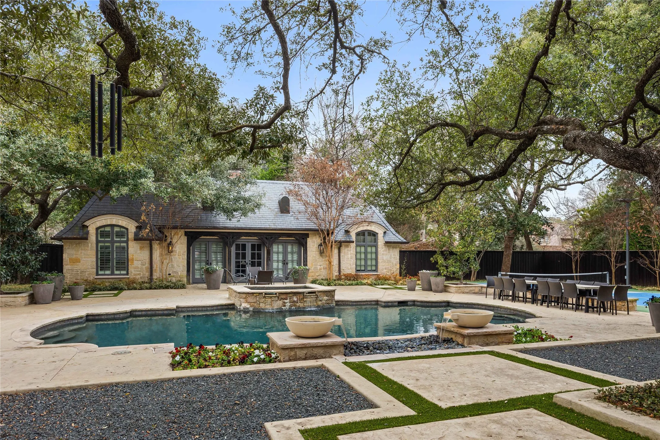 Single Family Residence For Sale in Dallas County , 9525 Alva Court, Dallas, Texas 75220, 6 Bedroom, 9 Bathroom, 4 Garage spaces, 11,037 Sqft, built in 2002, mls#21267763, Real Estate Agent in Dallas, Homes For Sale in Dallas county, Homes For Sale in Dallas, Realtor in Dallas Texas, Real Estate Brokerage Independent Realty Texas, Luminita Cordes Realtor
