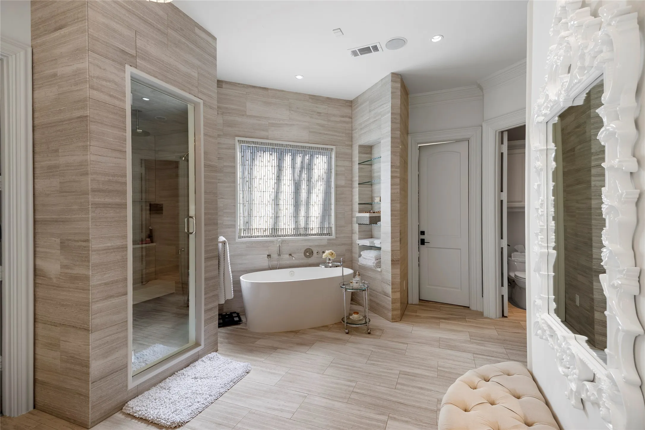 Single Family Residence For Sale in Dallas County , 9525 Alva Court, Dallas, Texas 75220, 6 Bedroom, 9 Bathroom, 4 Garage spaces, 11,037 Sqft, built in 2002, mls#21267763, Real Estate Agent in Dallas, Homes For Sale in Dallas county, Homes For Sale in Dallas, Realtor in Dallas Texas, Real Estate Brokerage Independent Realty Texas, Luminita Cordes Realtor